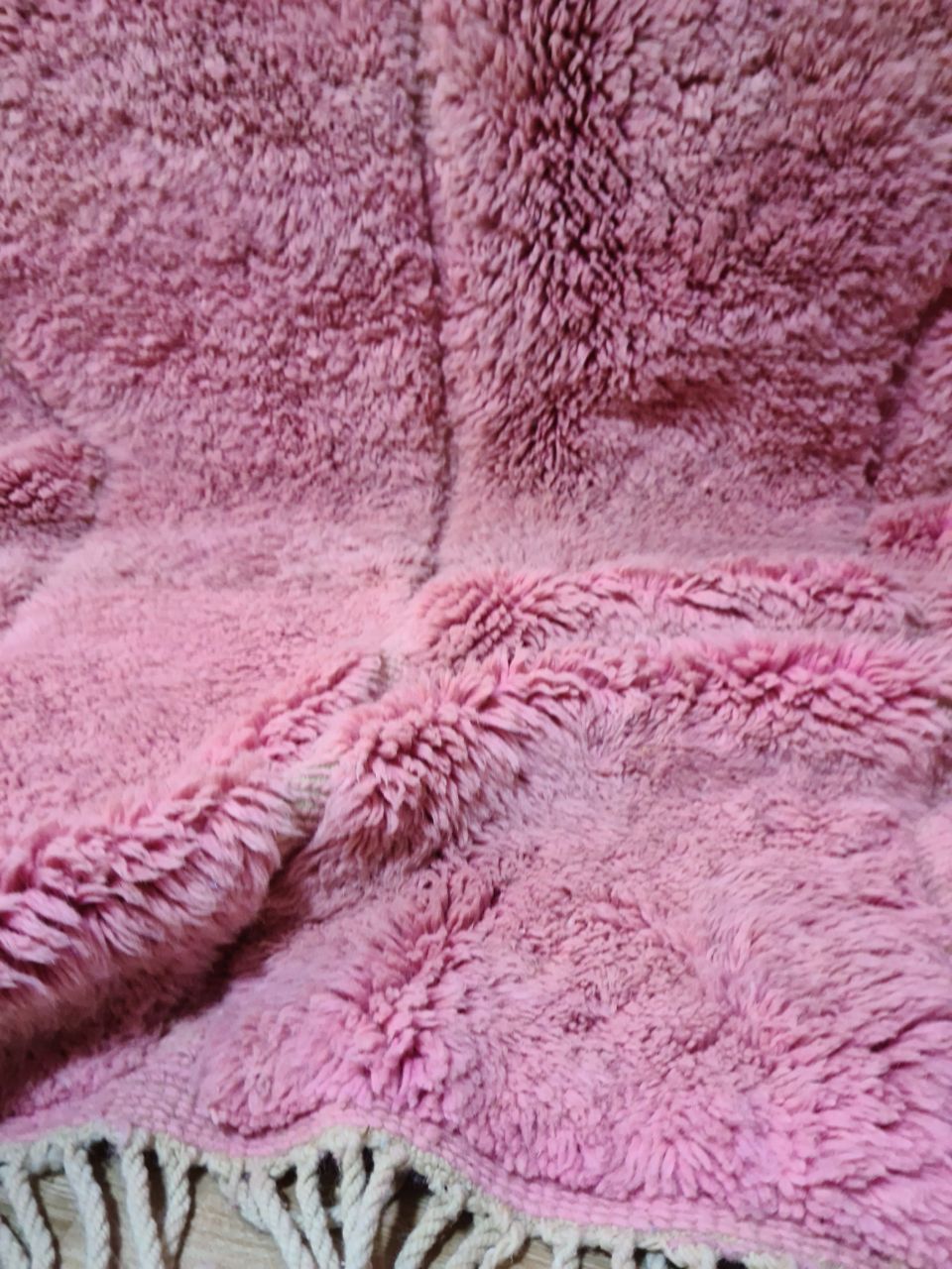 Handmade mrirt, size 250 x 150 cm || 8.2 x 4.92 ft