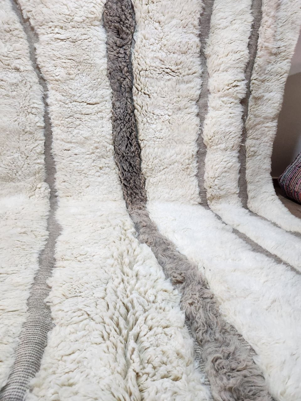 Mrirt Rug size 350 x 290 cm