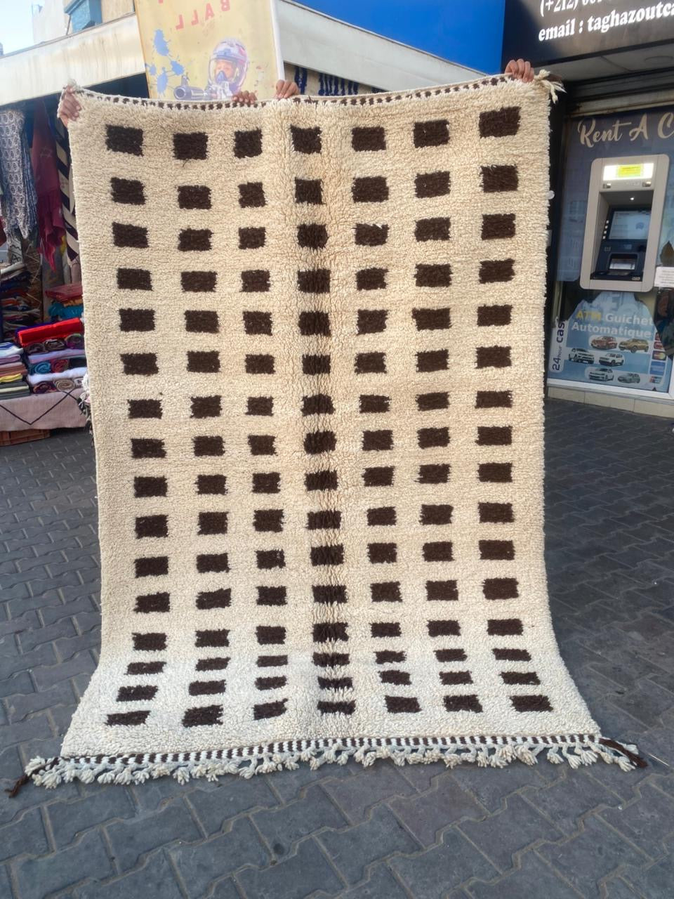 Beni Ouarain Rug size 250 x 150 cm || 8.2 x 4.92 ft