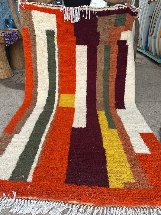 Handmade Azilal Rug, size 250 x 150 cm || 8.2 x 4.92 ft