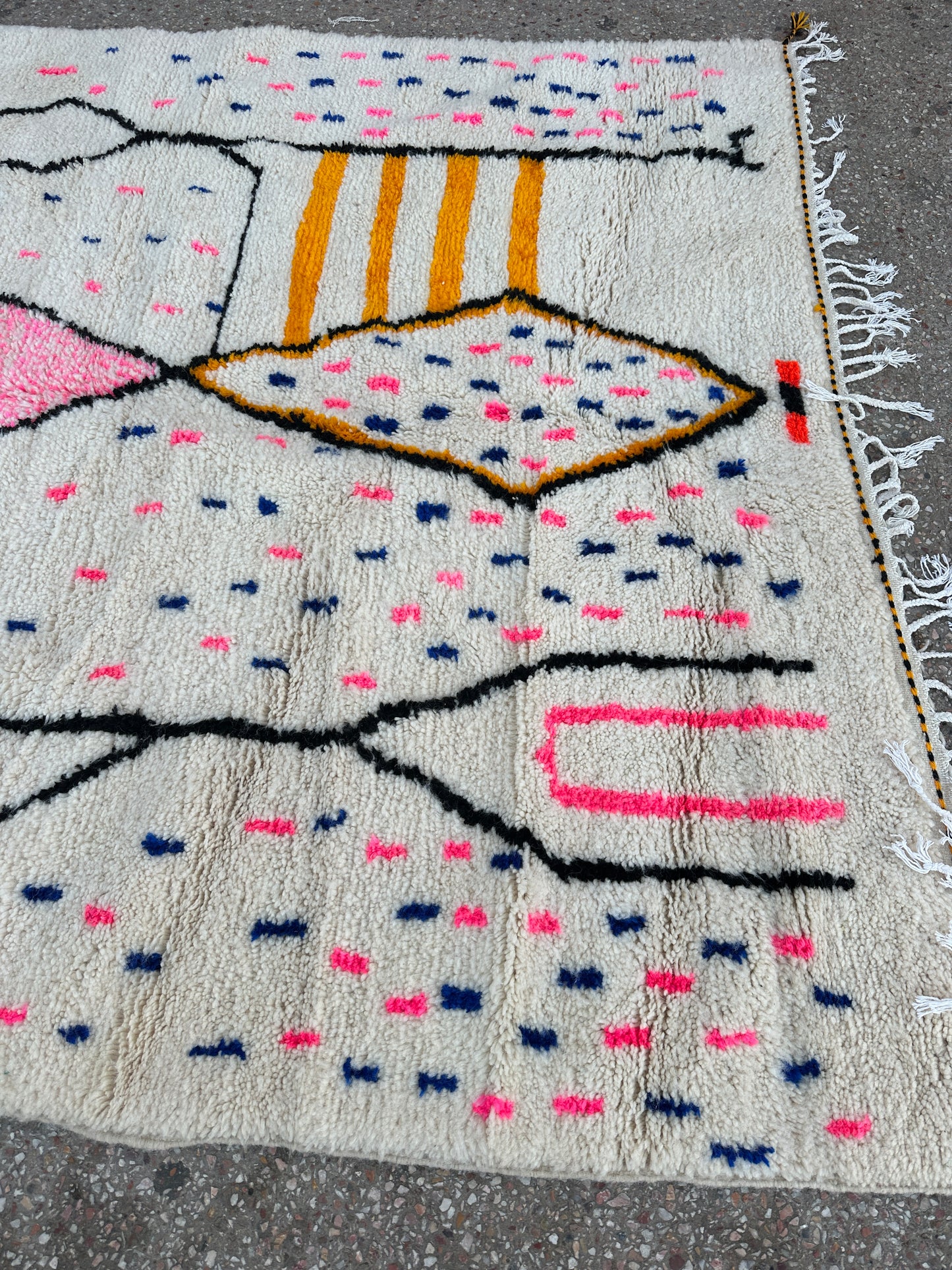 Handmade azilal Rug, size 300 x 200 cm || 9.84 x 6.56 ft