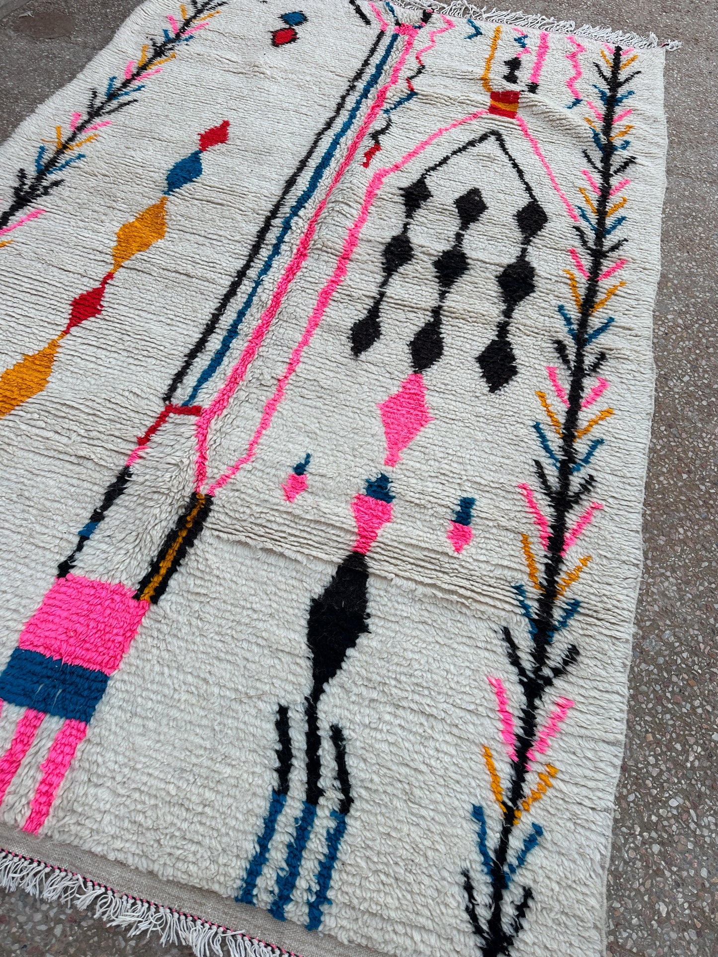 Azilal Rug, size 300 x 200 cm || 9.84 x 6.56 ft