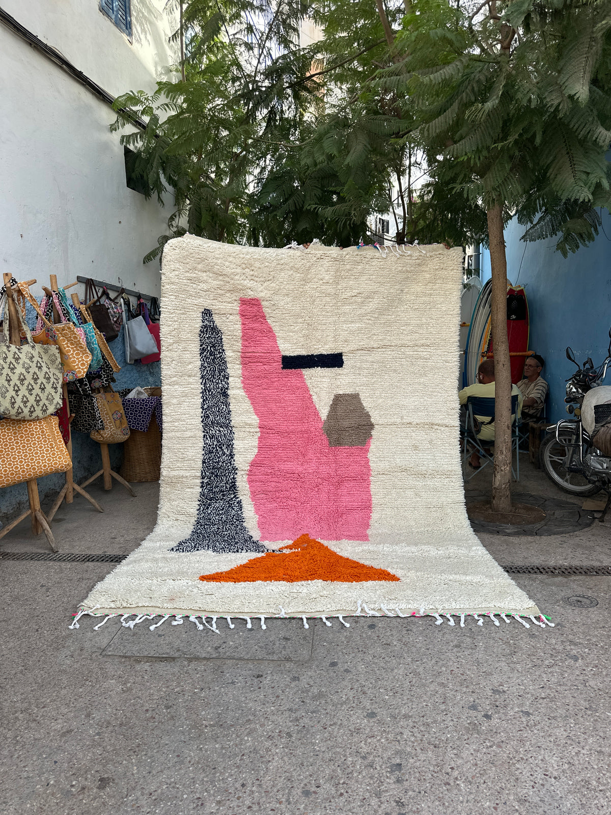 Handmade Azilal Rug, size 300 x 200 cm || 9.84 x 6.56 ft