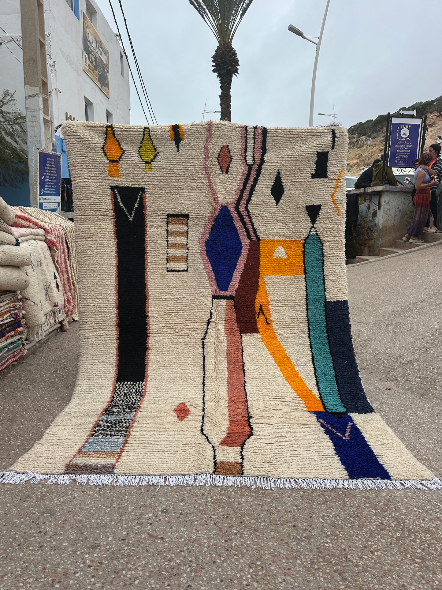 Handmade Azilal Rug, size 300 x 200 cm || 9.84 x 6.56 ft