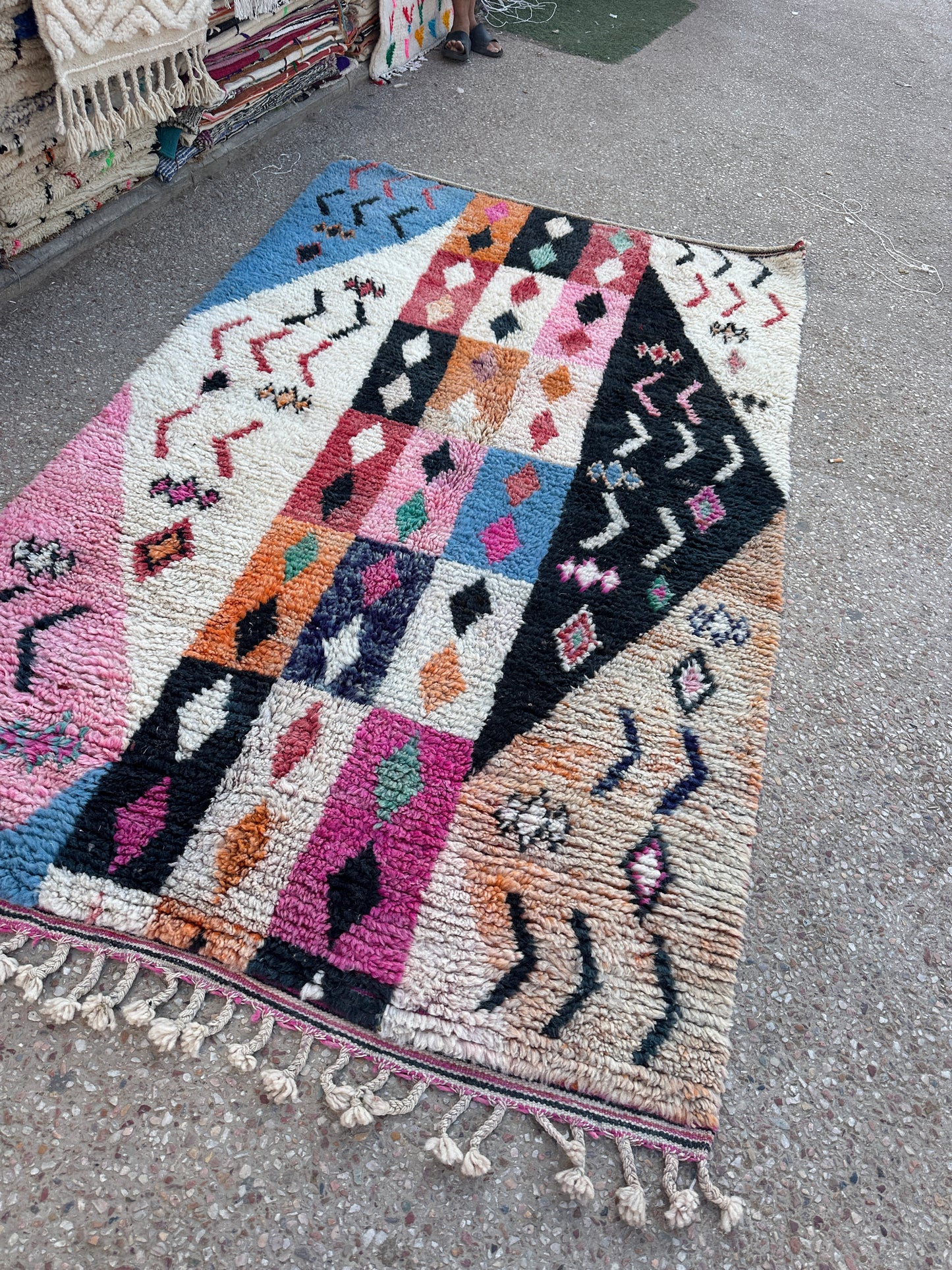 Handmade baajad Rug, size 250 x 150 cm || 8.2 x 4.92 ft