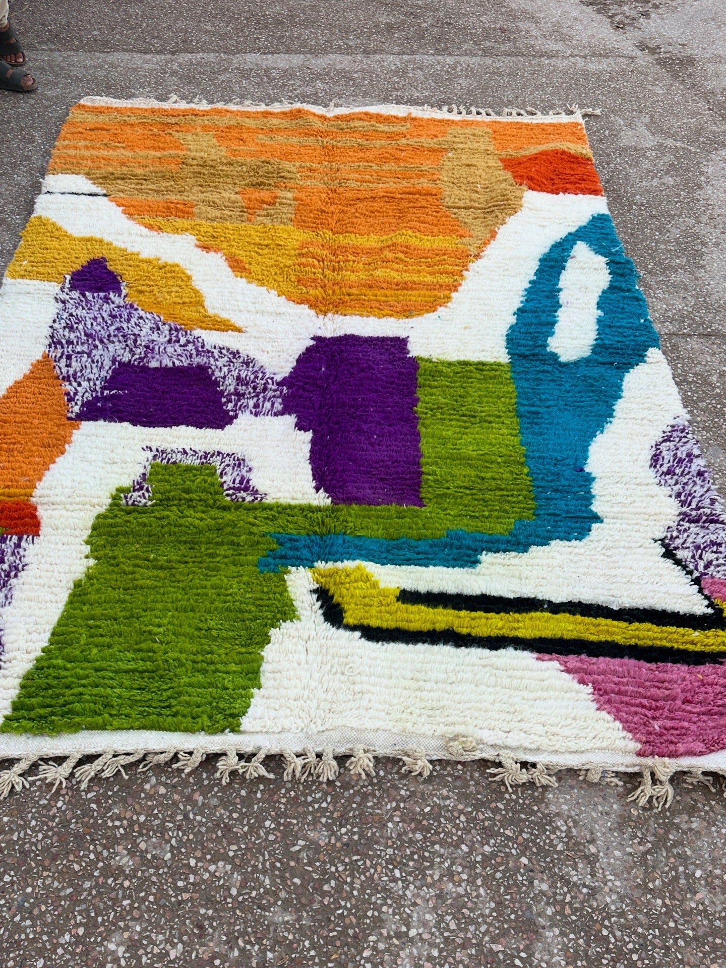 Handmade Azilal Rug, size 300 x 200 cm || 9.84 x 6.56 ft