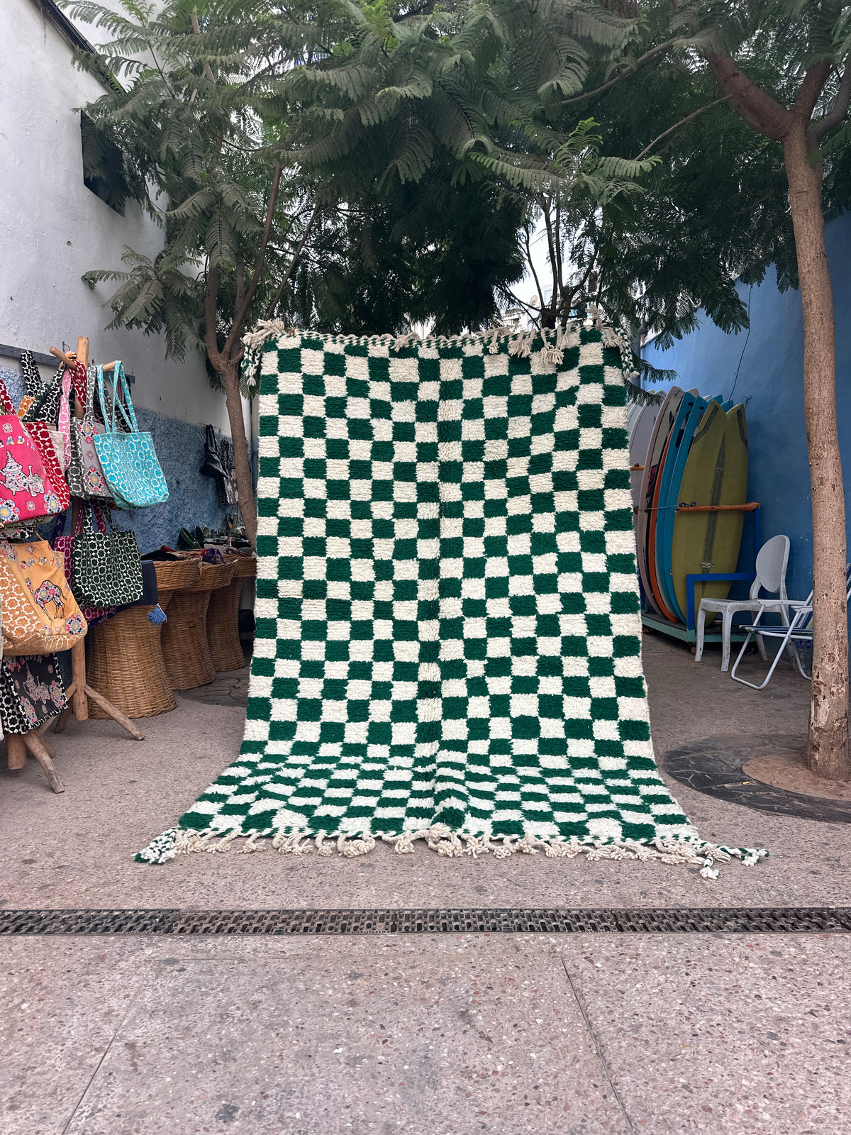Handmade Beni Ouarain, size 250 x 150 cm || 8.2 x 4.92 ft
