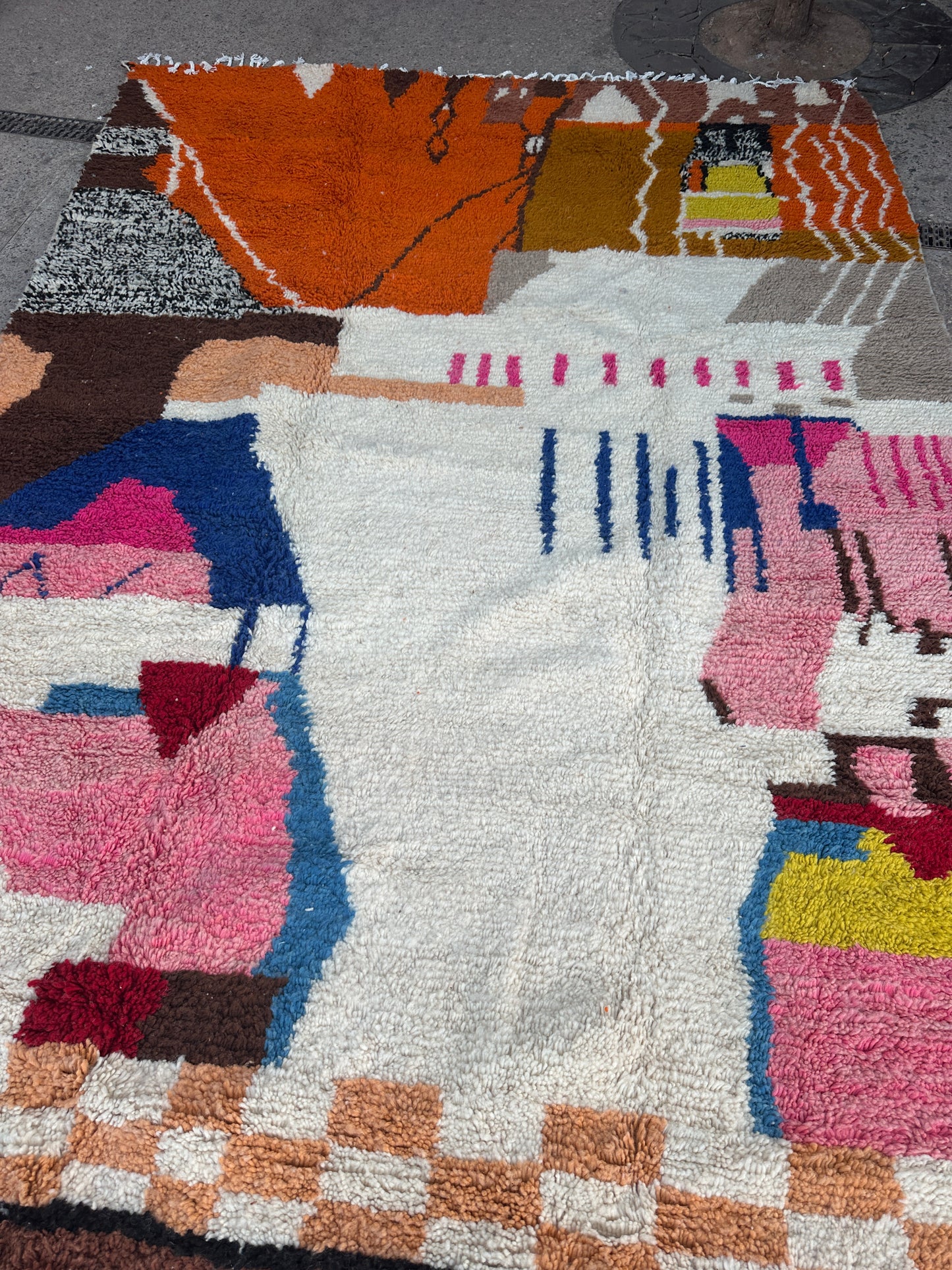 Handmade Beni Ouarain, size 350 x 250 cm ||