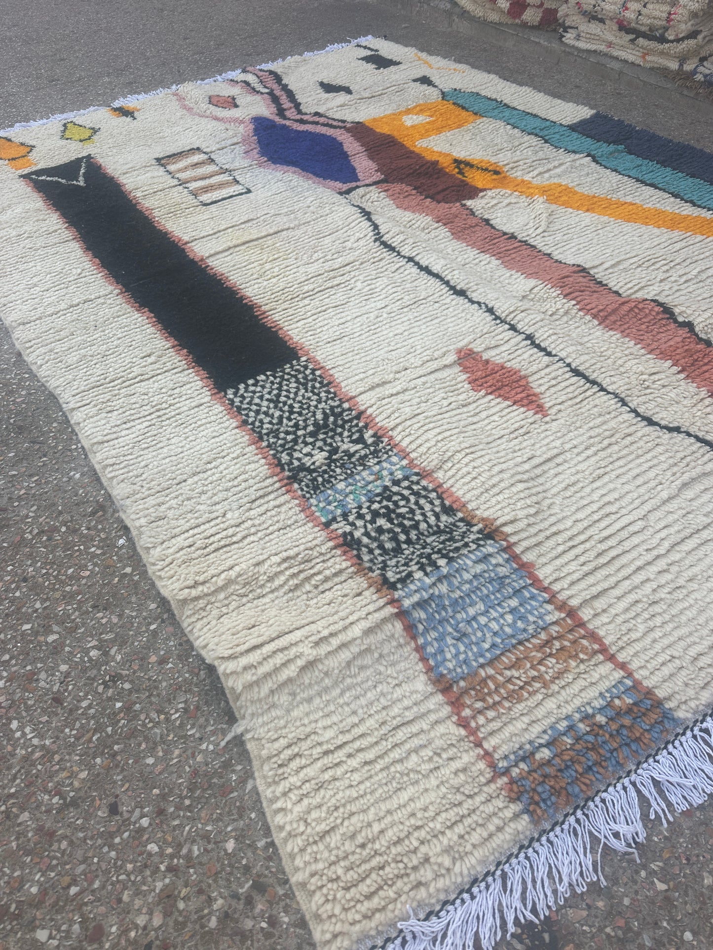 Handmade Azilal Rug, size 300 x 200 cm || 9.84 x 6.56 ft
