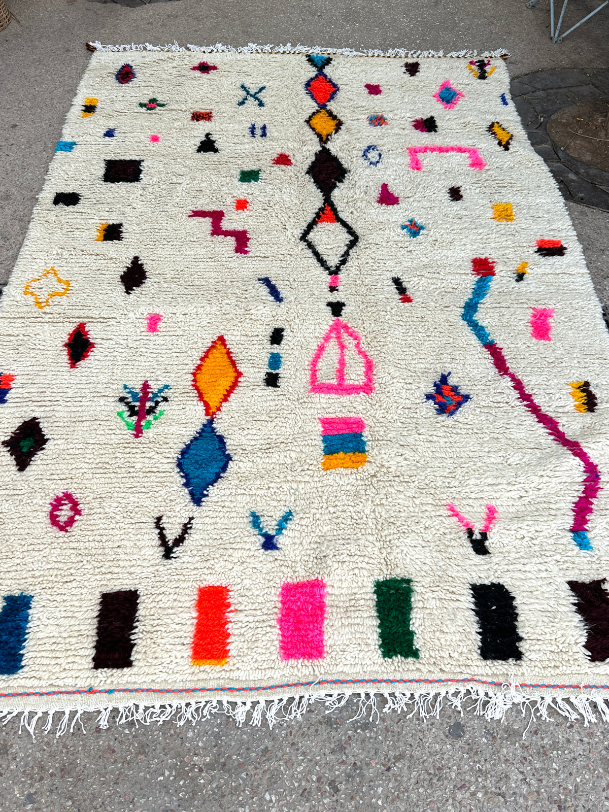 Handmade Azilal Rug, size 300 x 200 cm || 9.84 x 6.56 ft