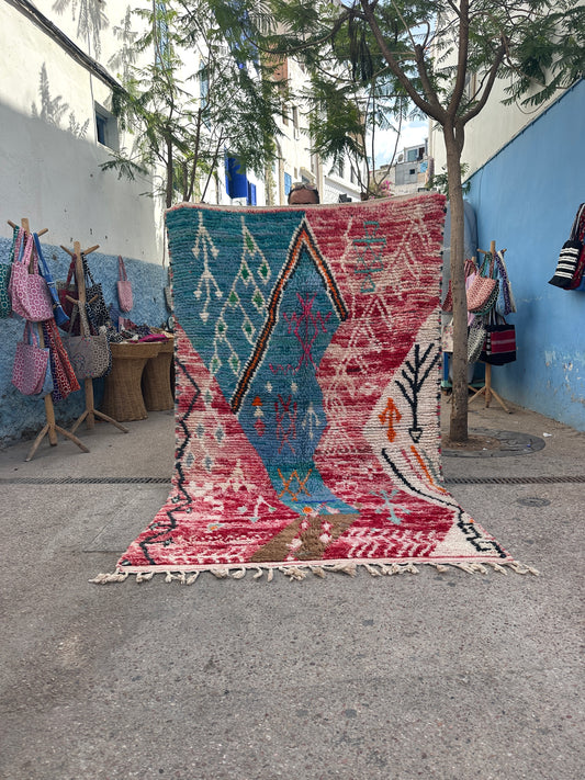 Handmade Beni Ouarain, size 250 x 150 cm || 8.2 x 4.92 ft