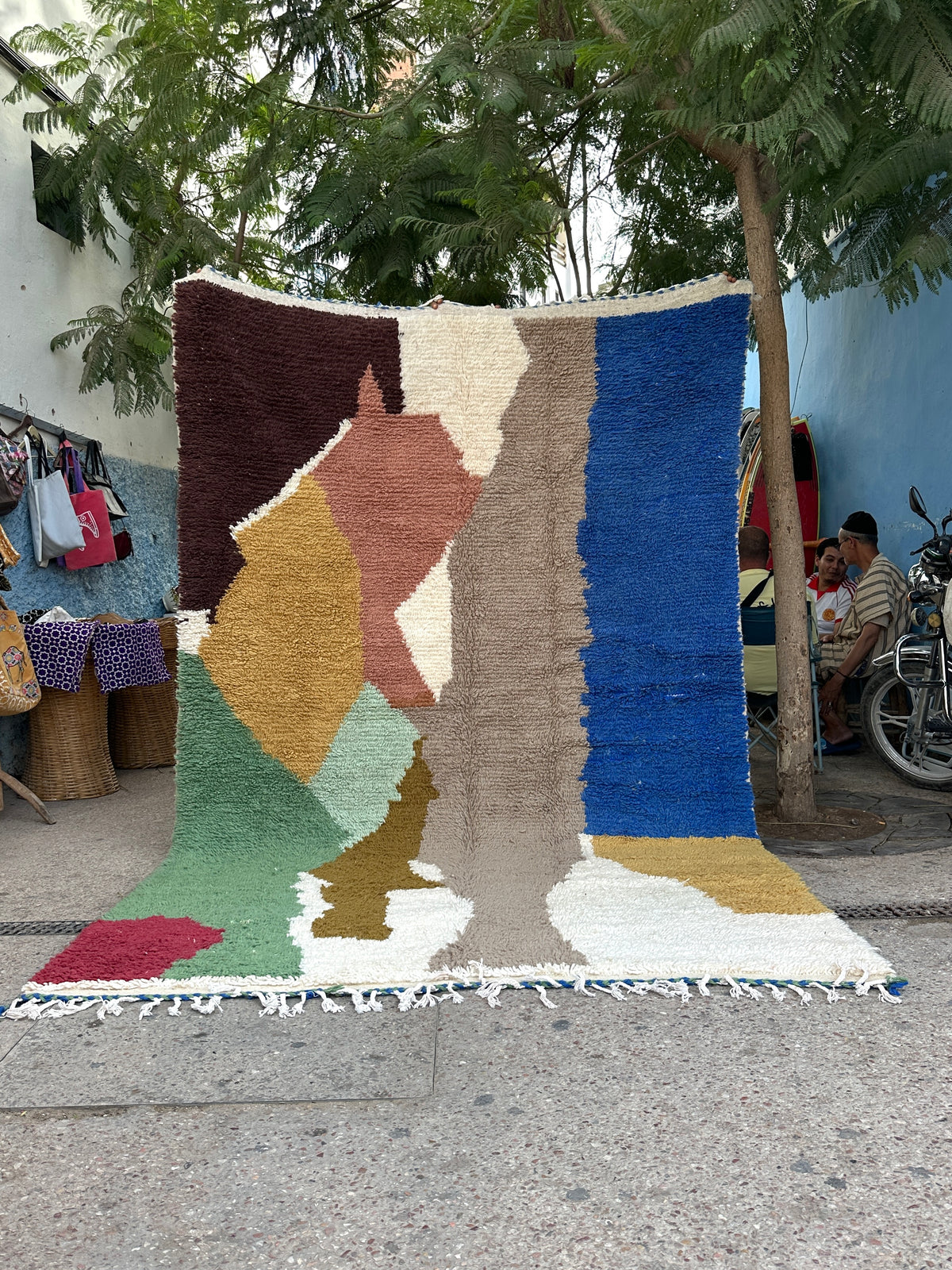 Handmade Azilal Rug, size 300 x 200 cm || 9.84 x 6.56 ft