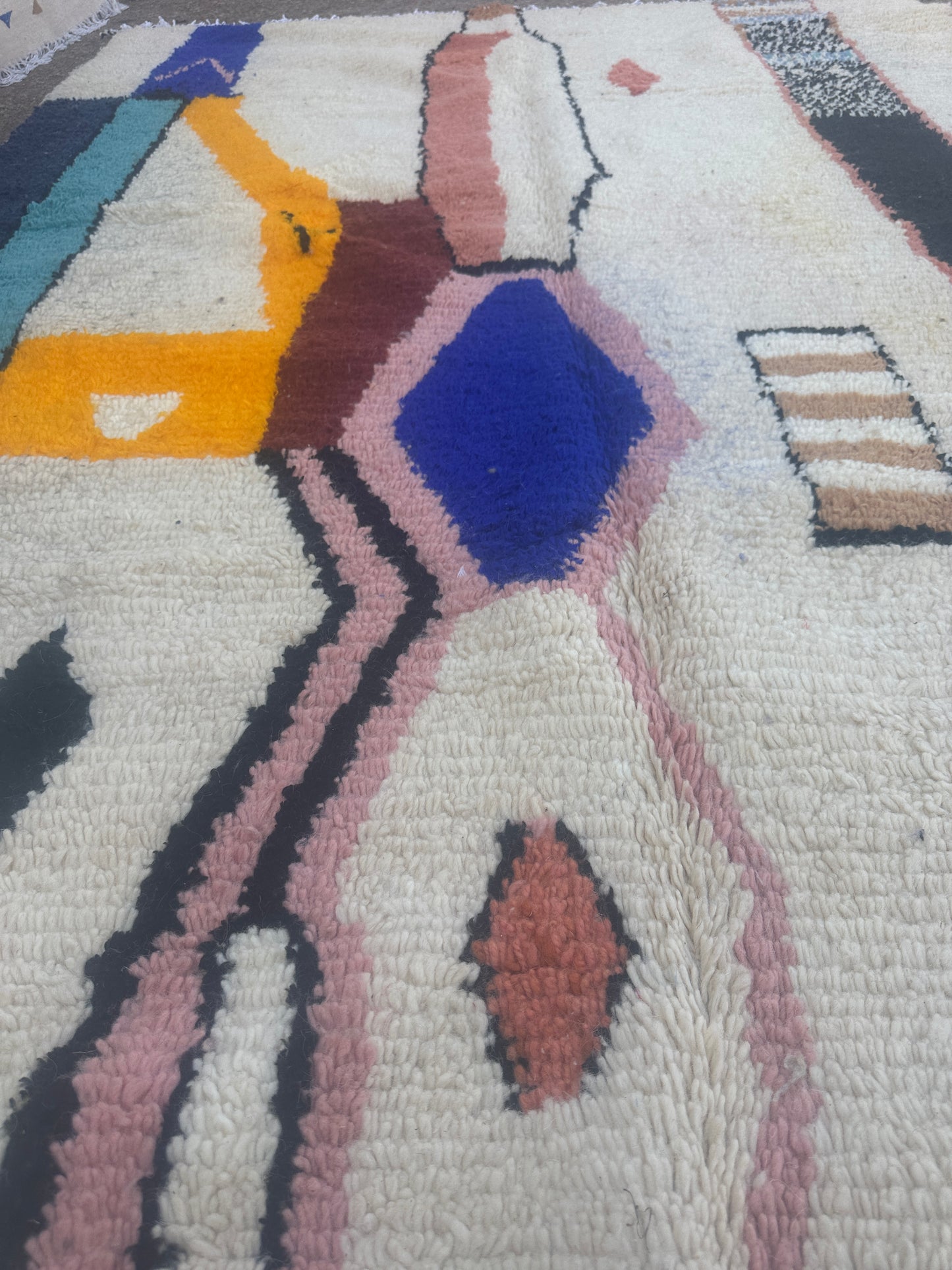 Handmade Azilal Rug, size 300 x 200 cm || 9.84 x 6.56 ft