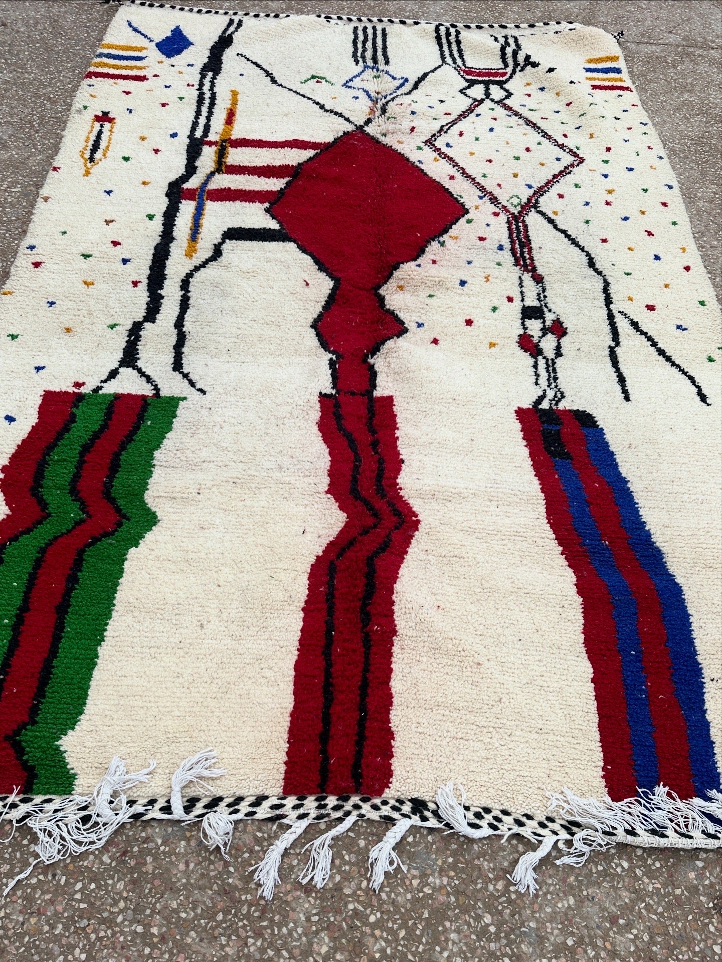 Azilal Rug, size 300 x 200 cm || 9.84 x 6.56 ft