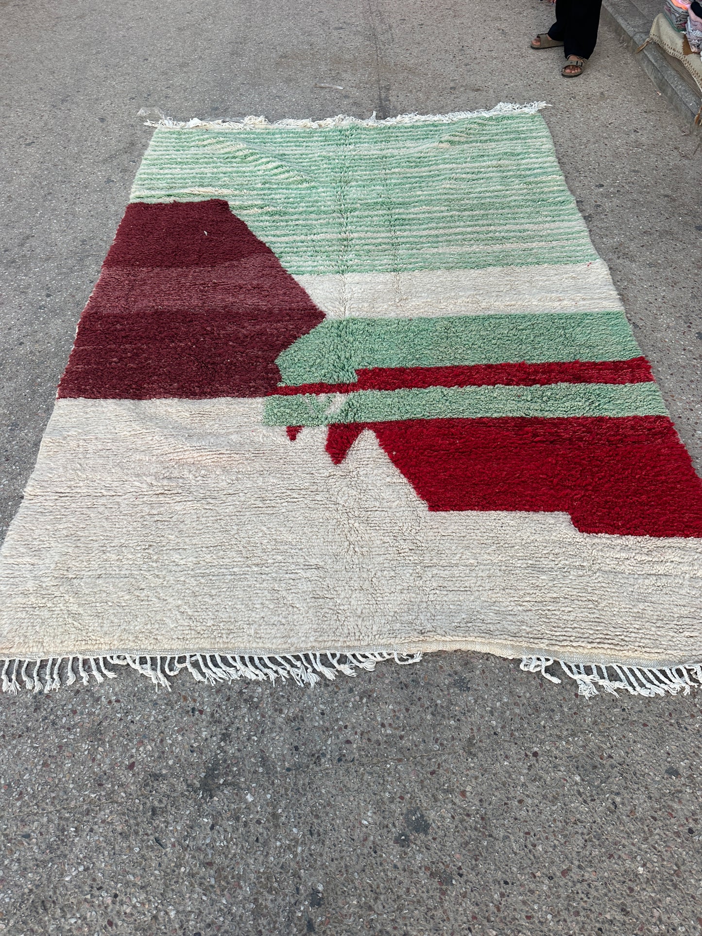Handmade Azilal Rug, size 300 x 200 cm || 9.84 x 6.56 ft