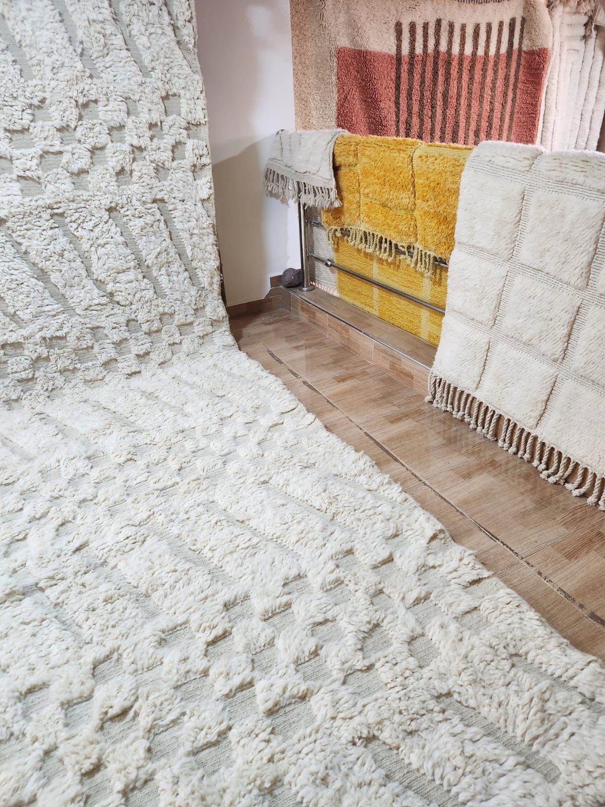 Beni ourani  Rug size 400 x 300 cm (13.12 x 9.84 ft)