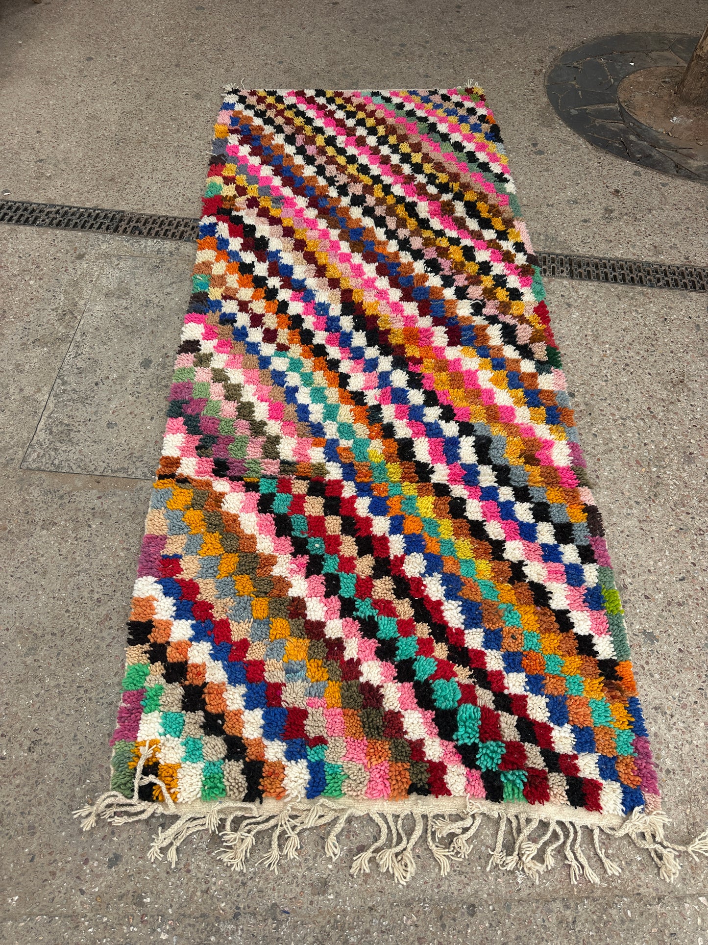 Handmade beni ourain Rug, size 260 x 110cm