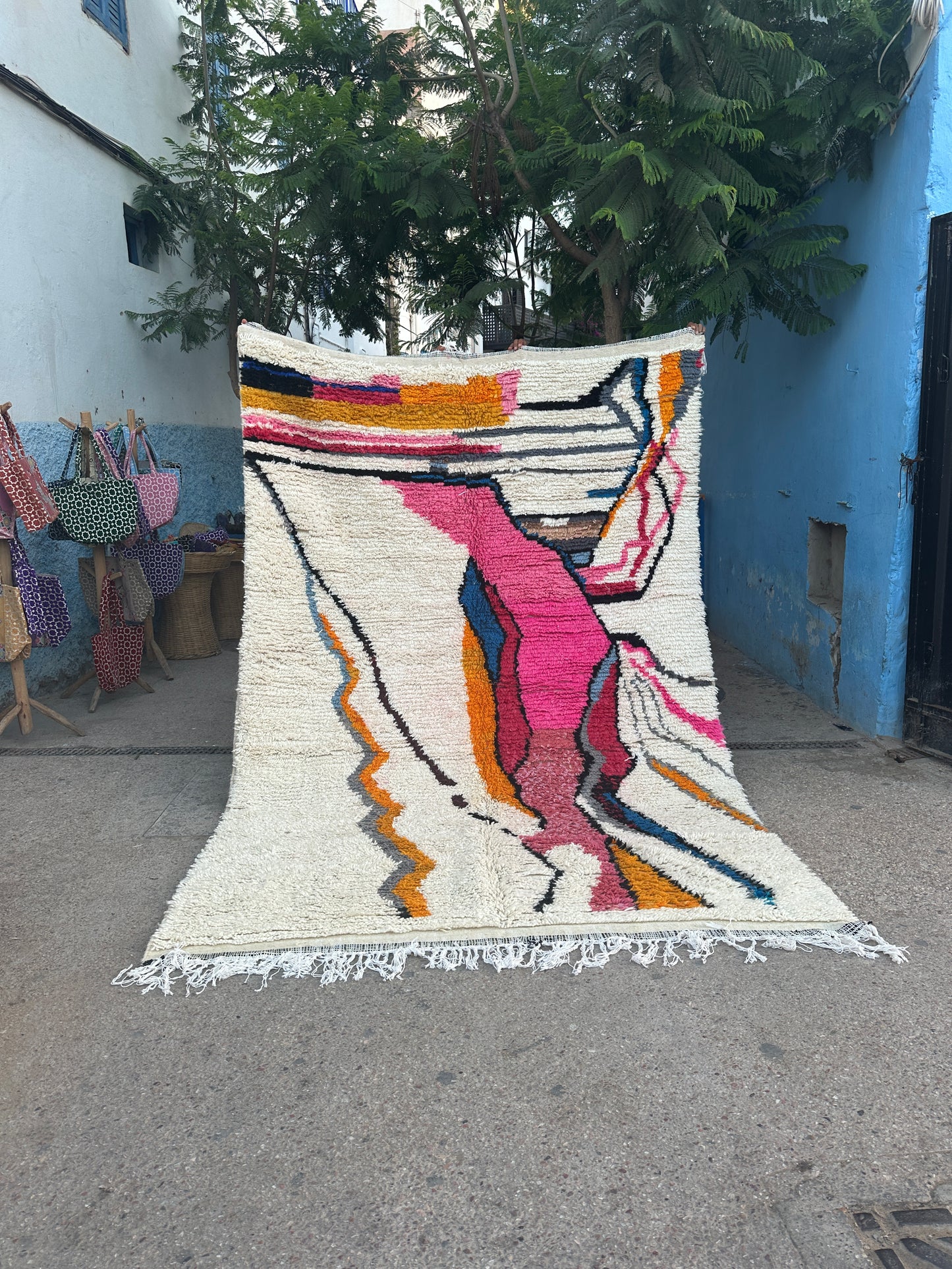 Handmade Azilal Rug, size 300 x 200 cm || 9.84 x 6.56 ft