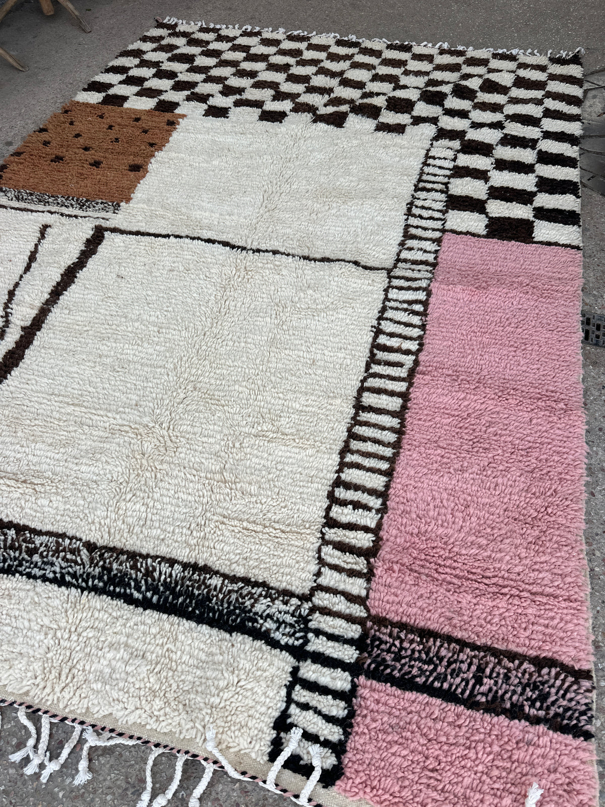 Handmade Azilal Rug, size 300 x 200 cm || 9.84 x 6.56 ft