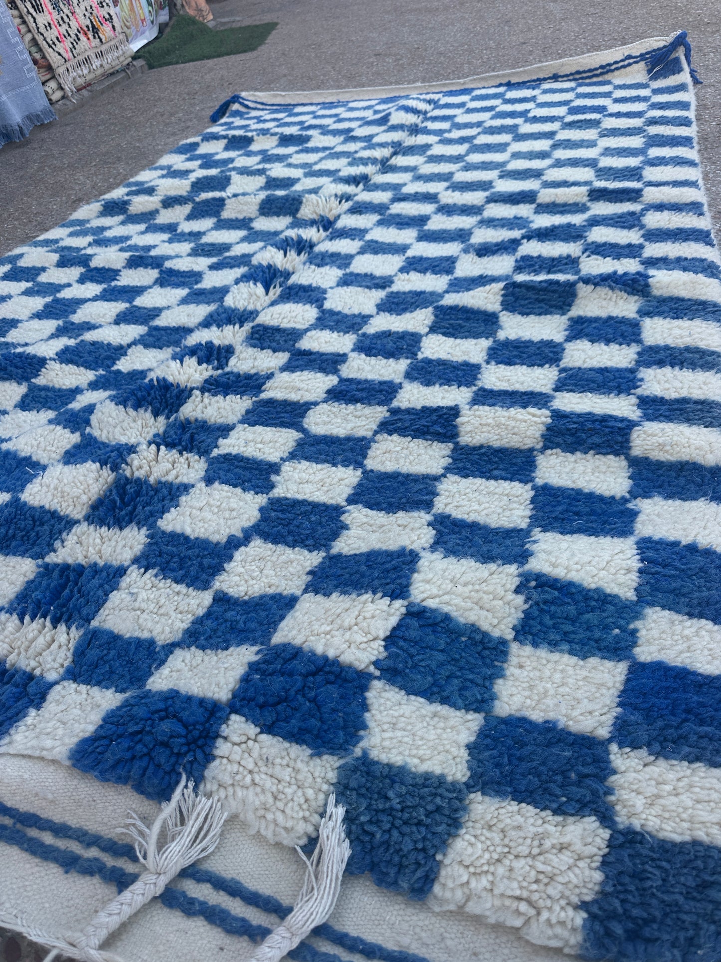 Beni Ouarain Rug size 250 x 150 cm || 8.2 x 4.92 ft
