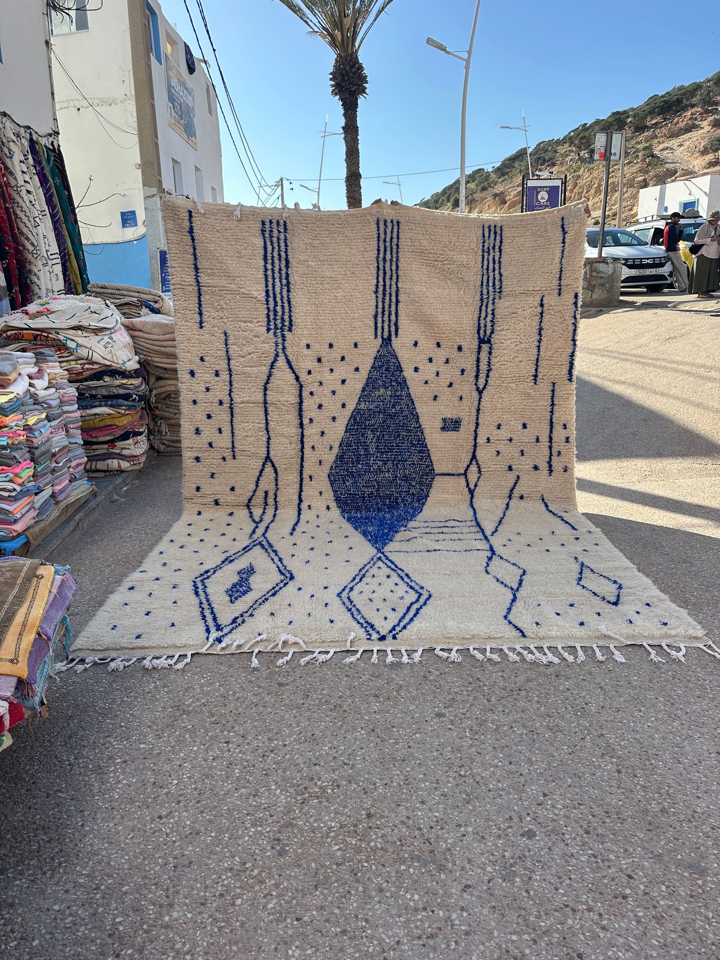Handmade Azilal Rug, size 350 x 250 cm