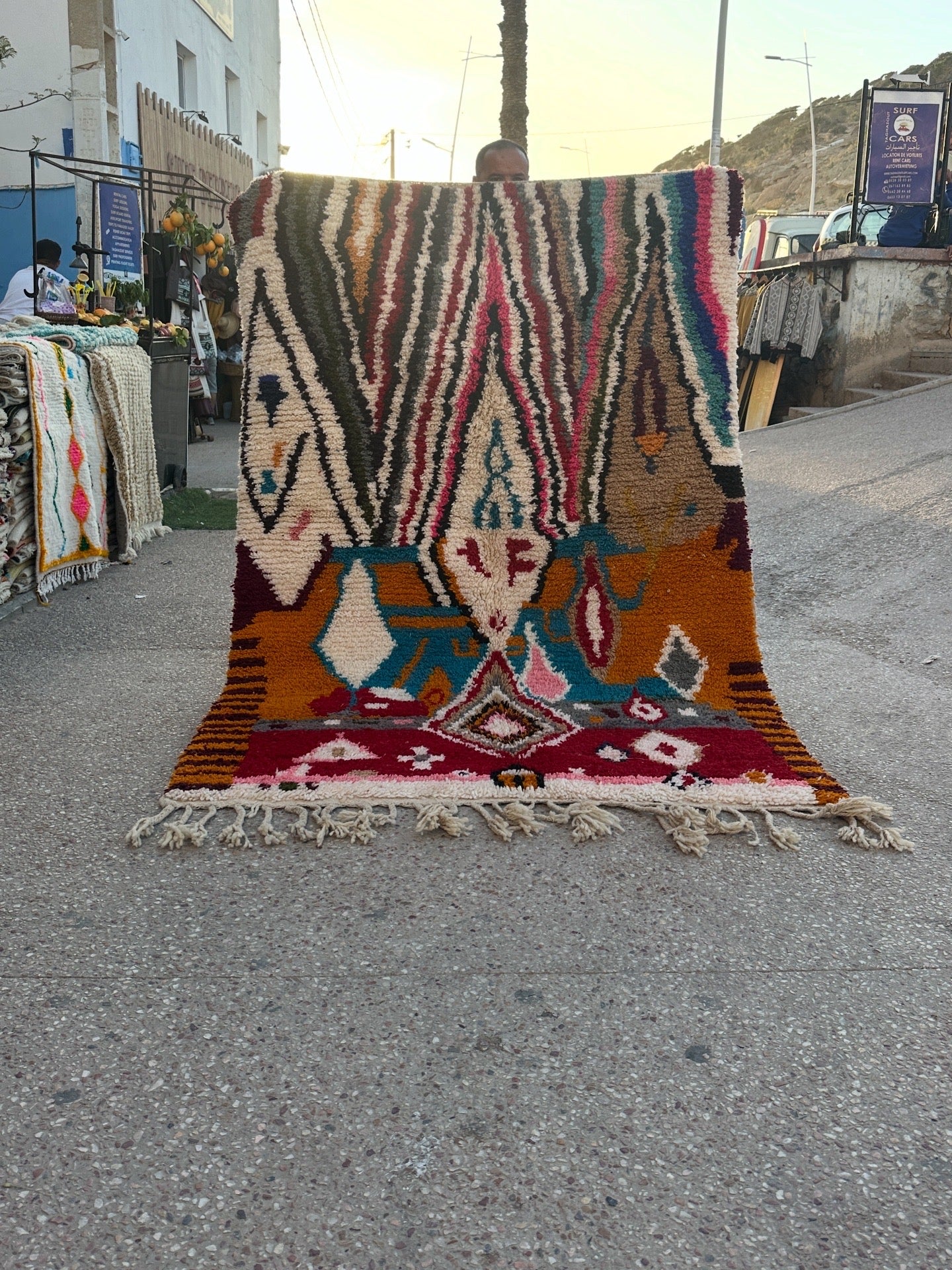 Handmade Azilal Rug, size 250 x 150 cm || 8.2 x 4.92 ft