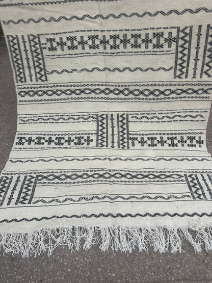 Carpet kelim size 250x150cm