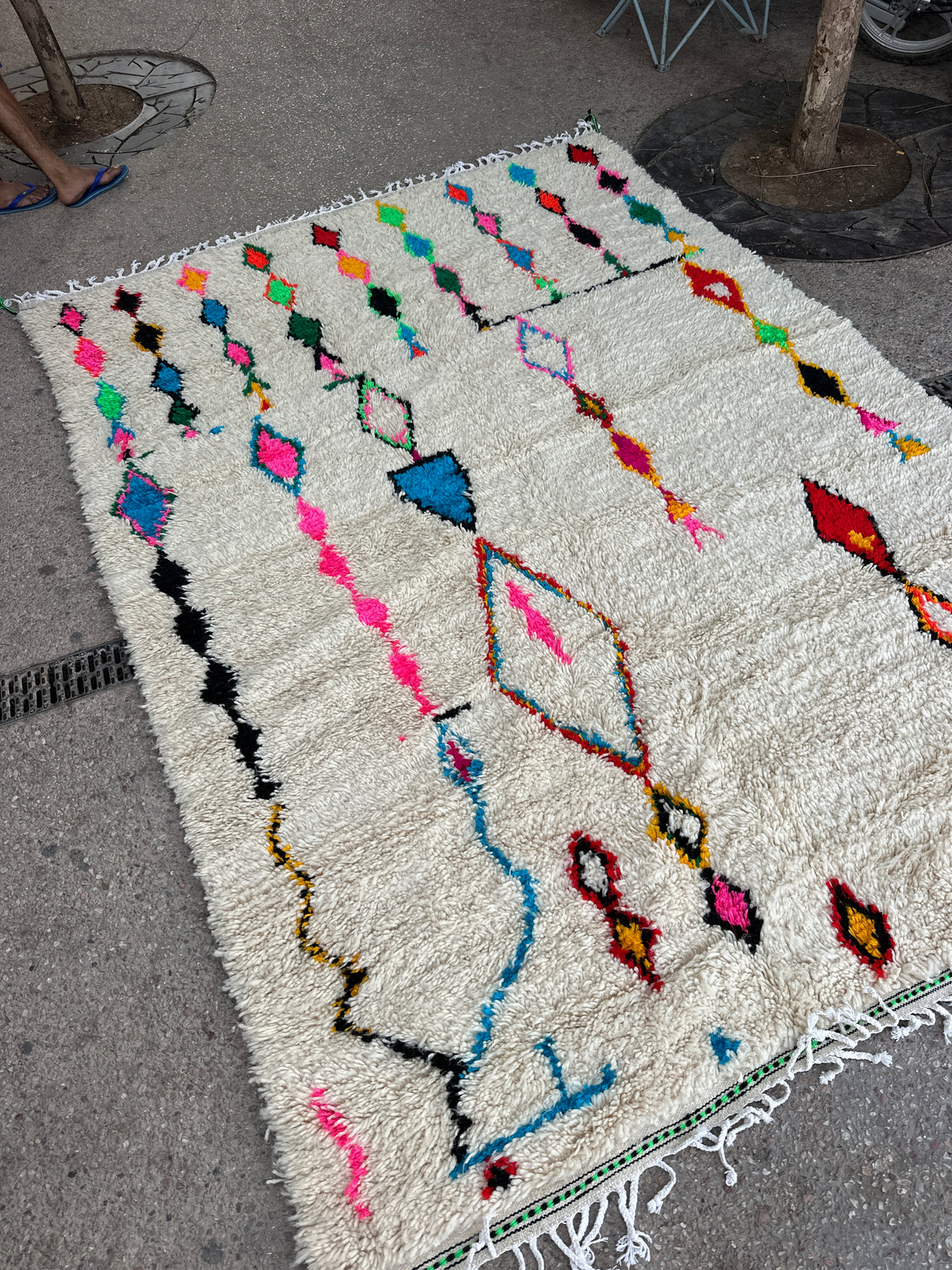 Handmade Azilal Rug, size 300 x 200 cm || 9.84 x 6.56 ft