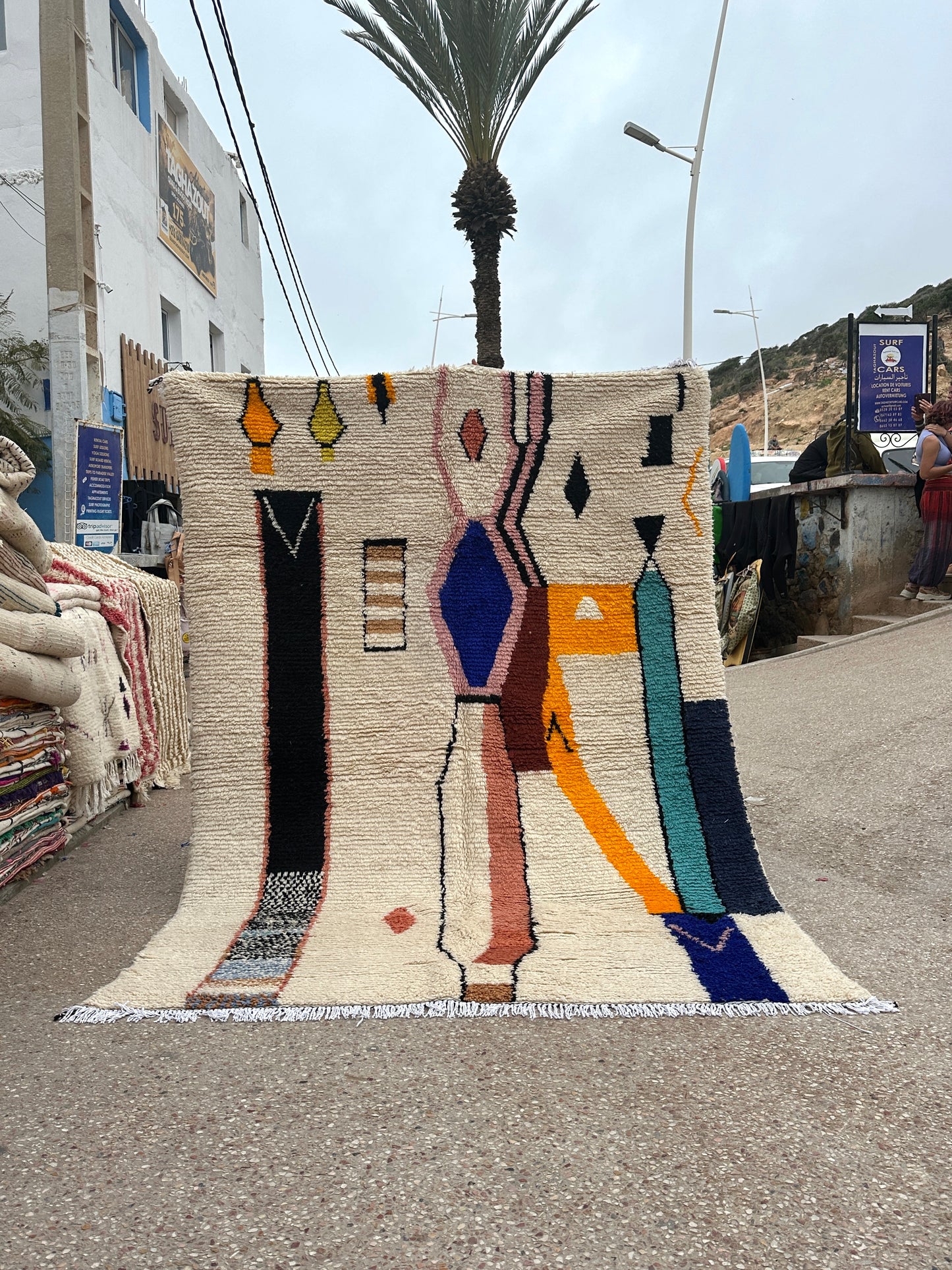 Handmade Azilal Rug, size 300 x 200 cm || 9.84 x 6.56 ft