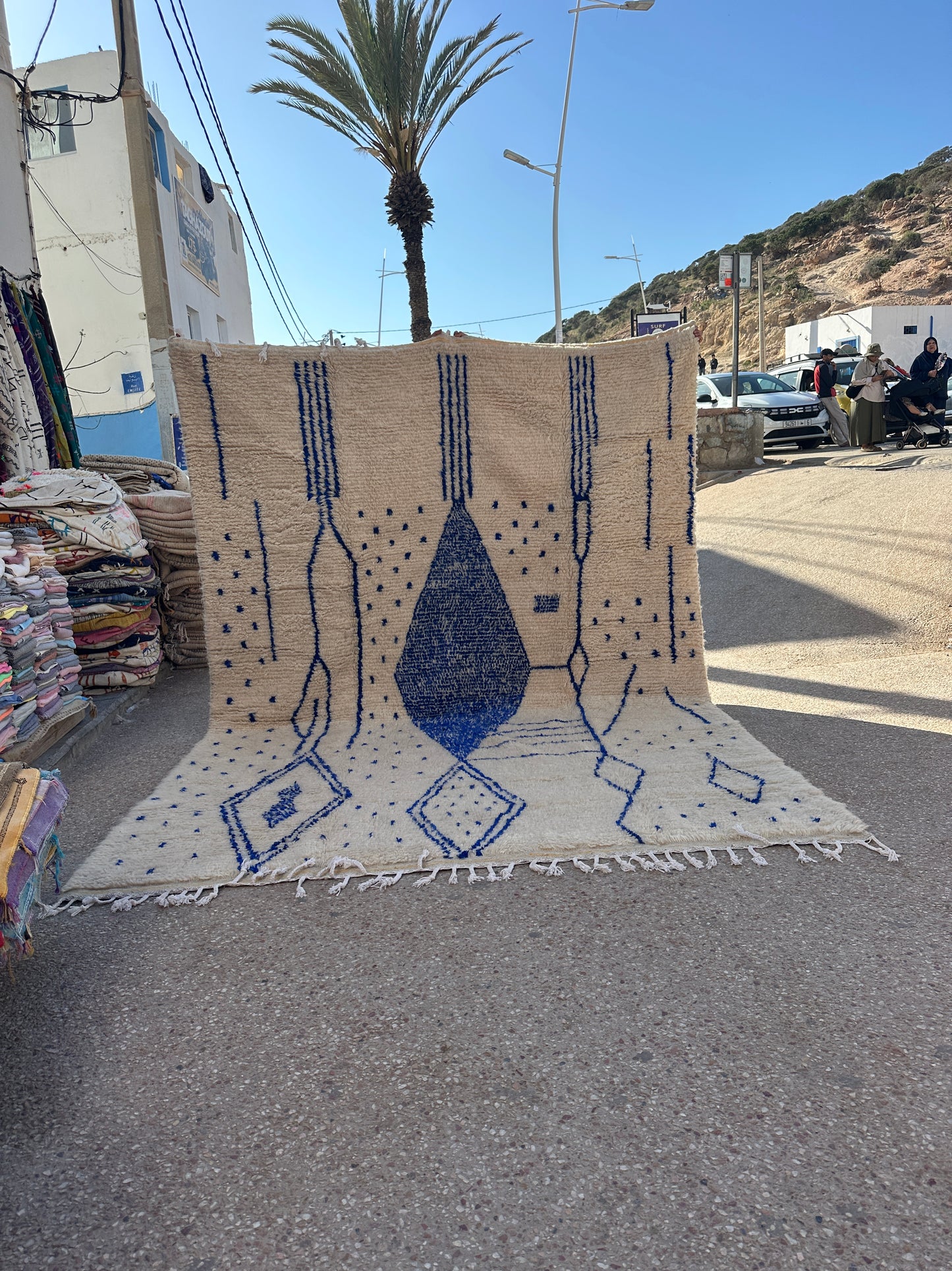Handmade Azilal Rug, size 350 x 250 cm