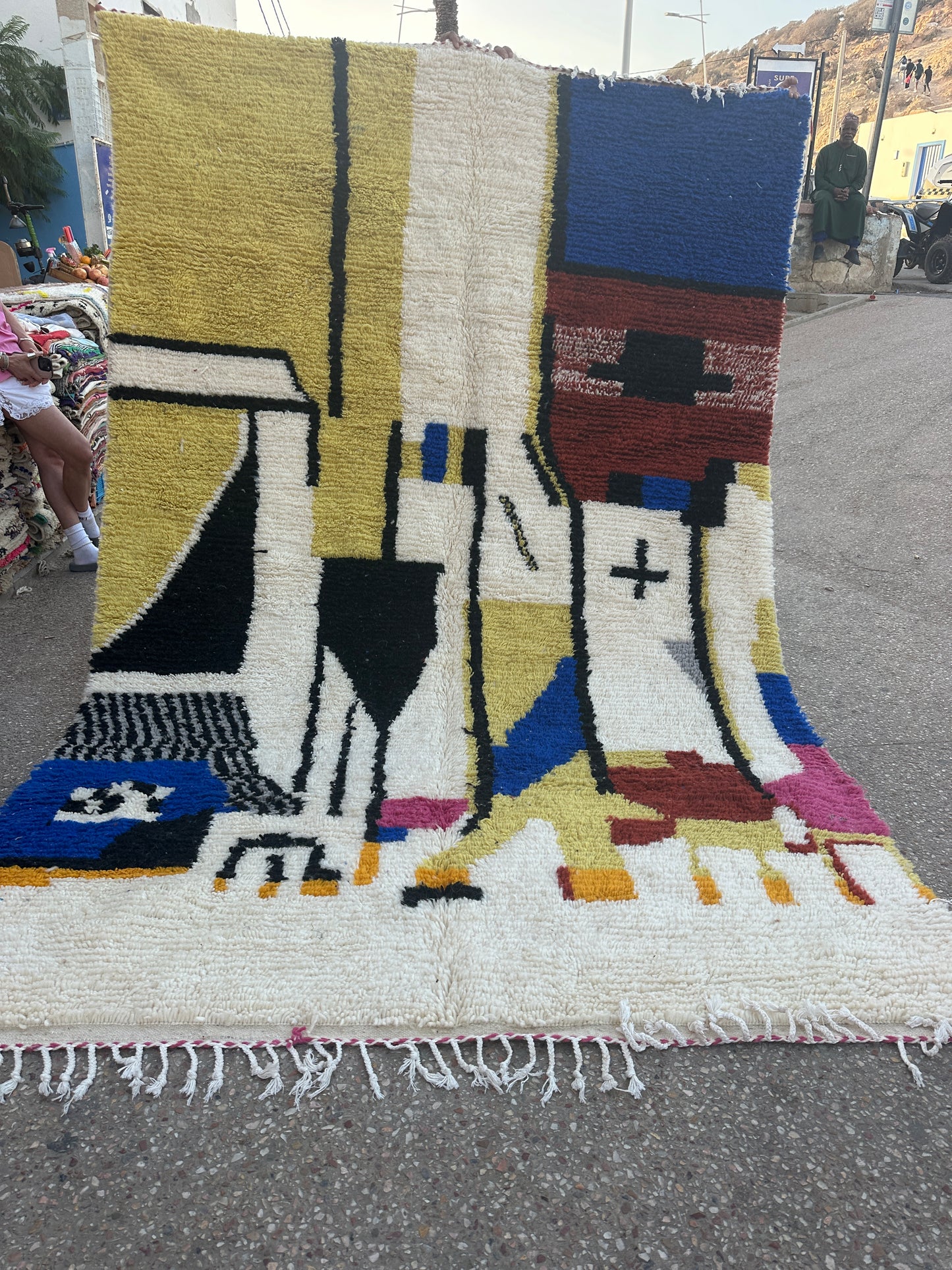 Azilal Rug, size 300 x 200 cm || 9.84 x 6.56 ft
