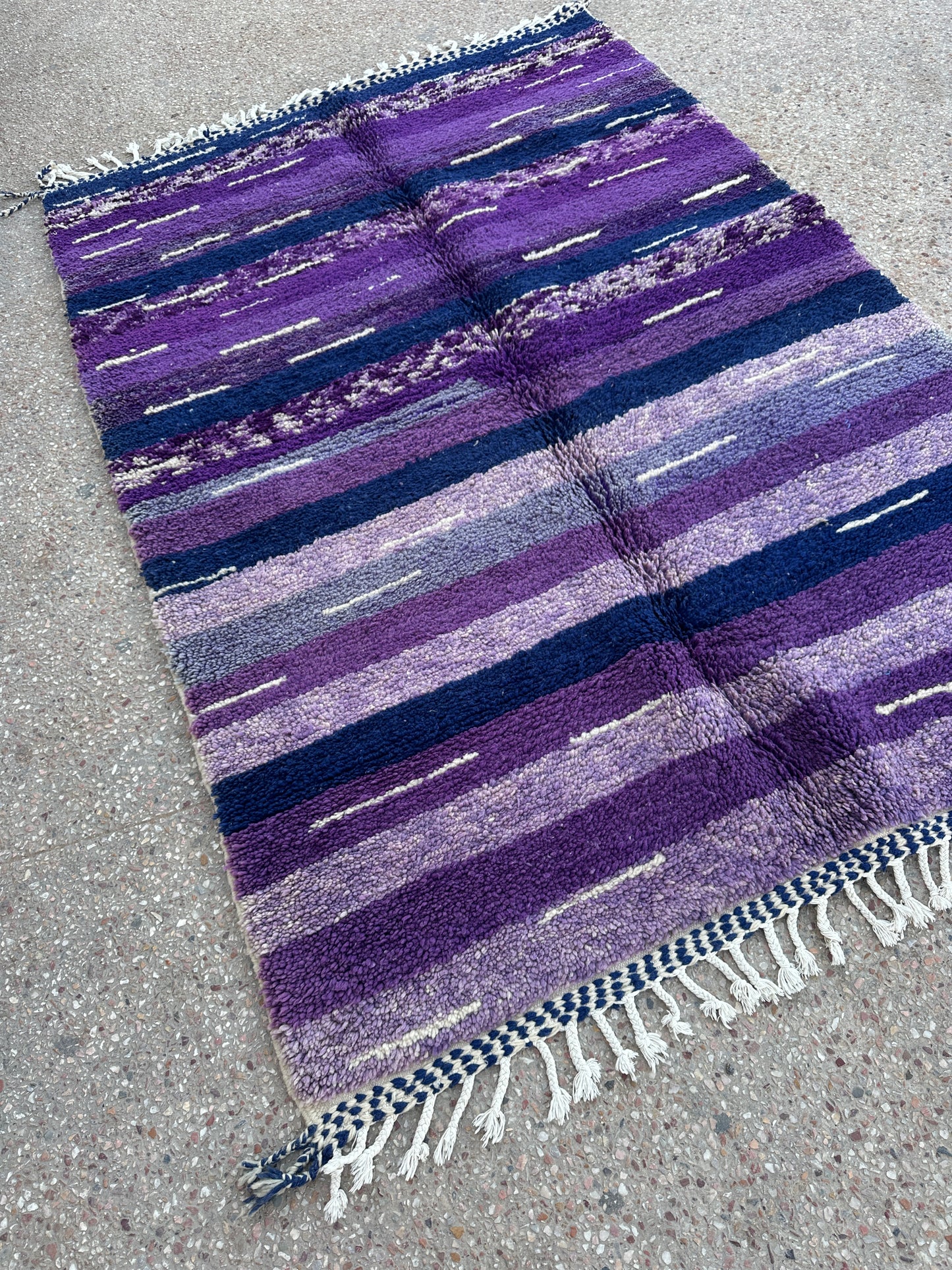 Beni Ouarain Rug size 250 x 170 cm ||
