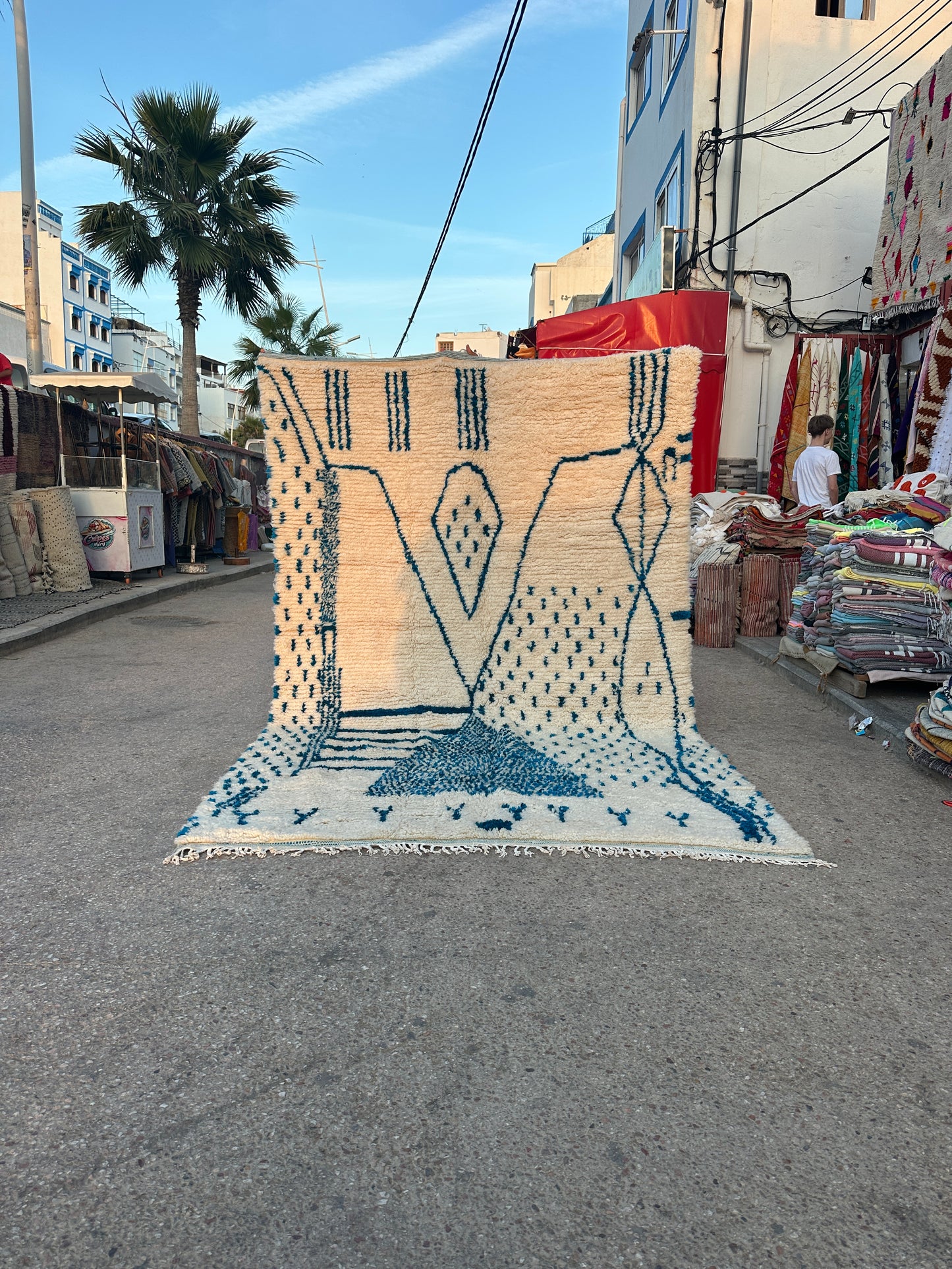 Handmade Azilal Rug, size 300 x 200 cm || 9.84 x 6.56 ft