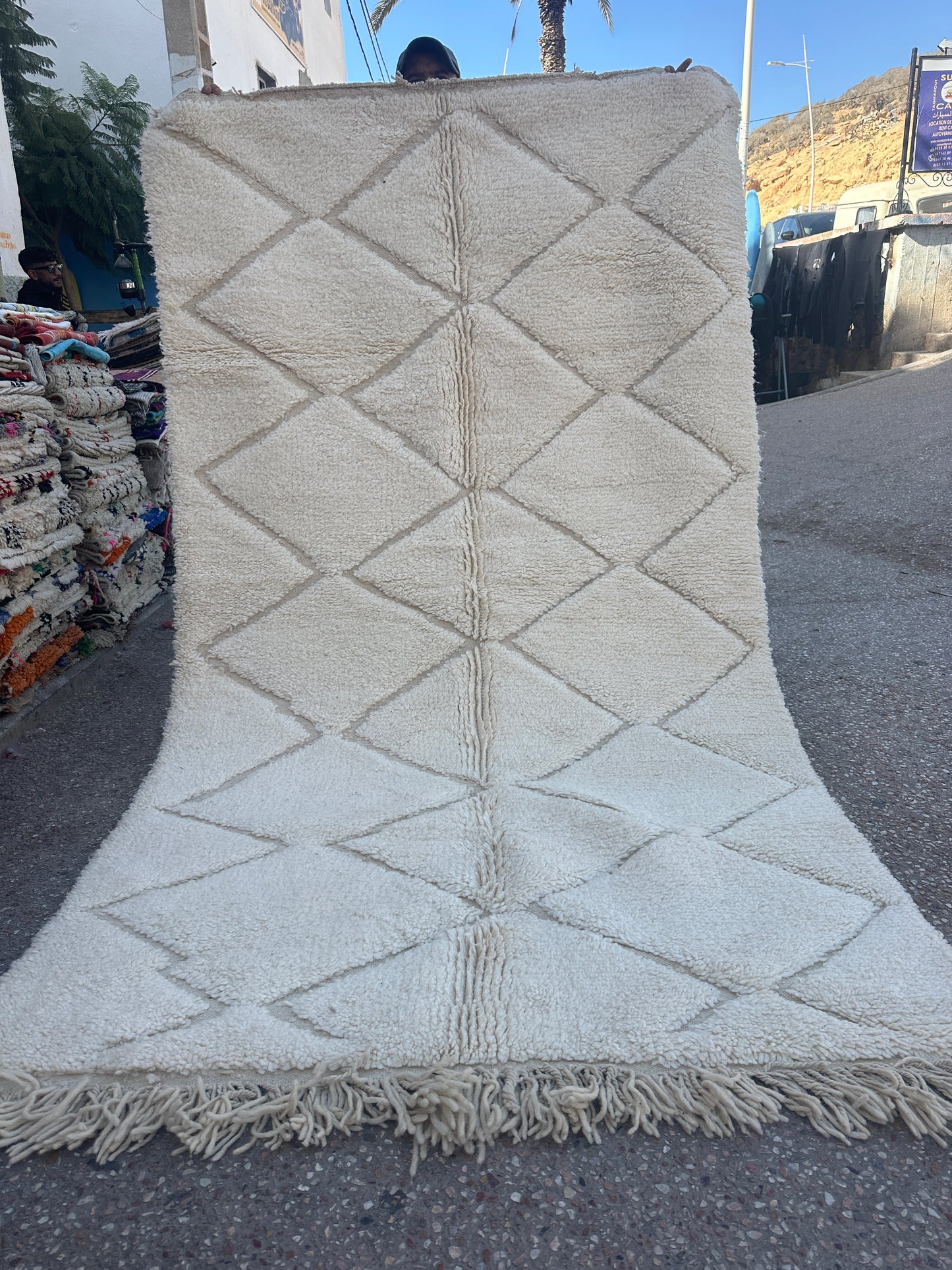 Beni Ouarain Rug size 250 x 150 cm || 8.2 x 4.92 ft