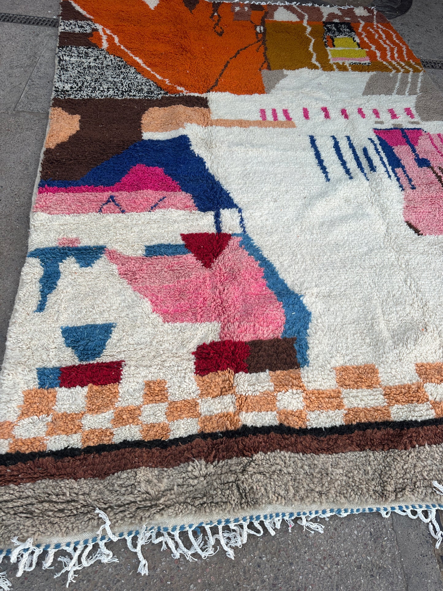 Handmade Beni Ouarain, size 350 x 250 cm ||