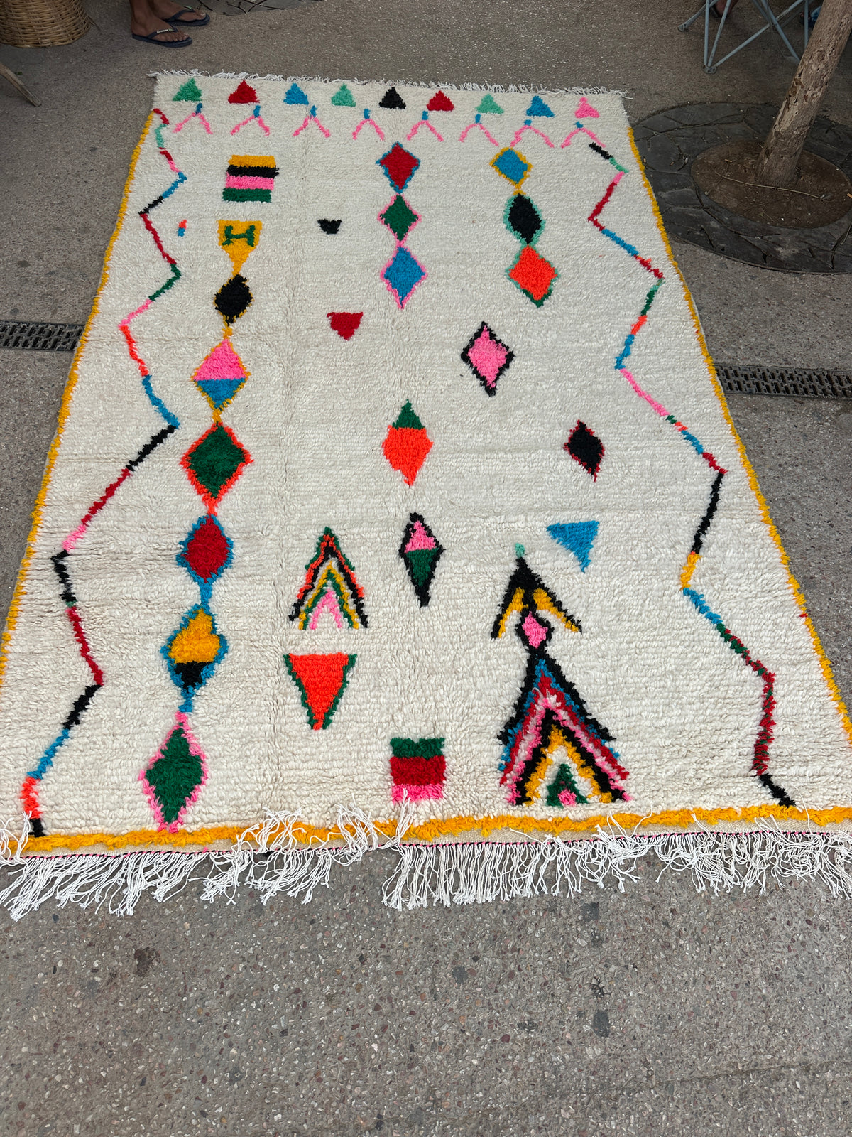 Handmade Azilal Rug, size 300 x 200 cm || 9.84 x 6.56 ft