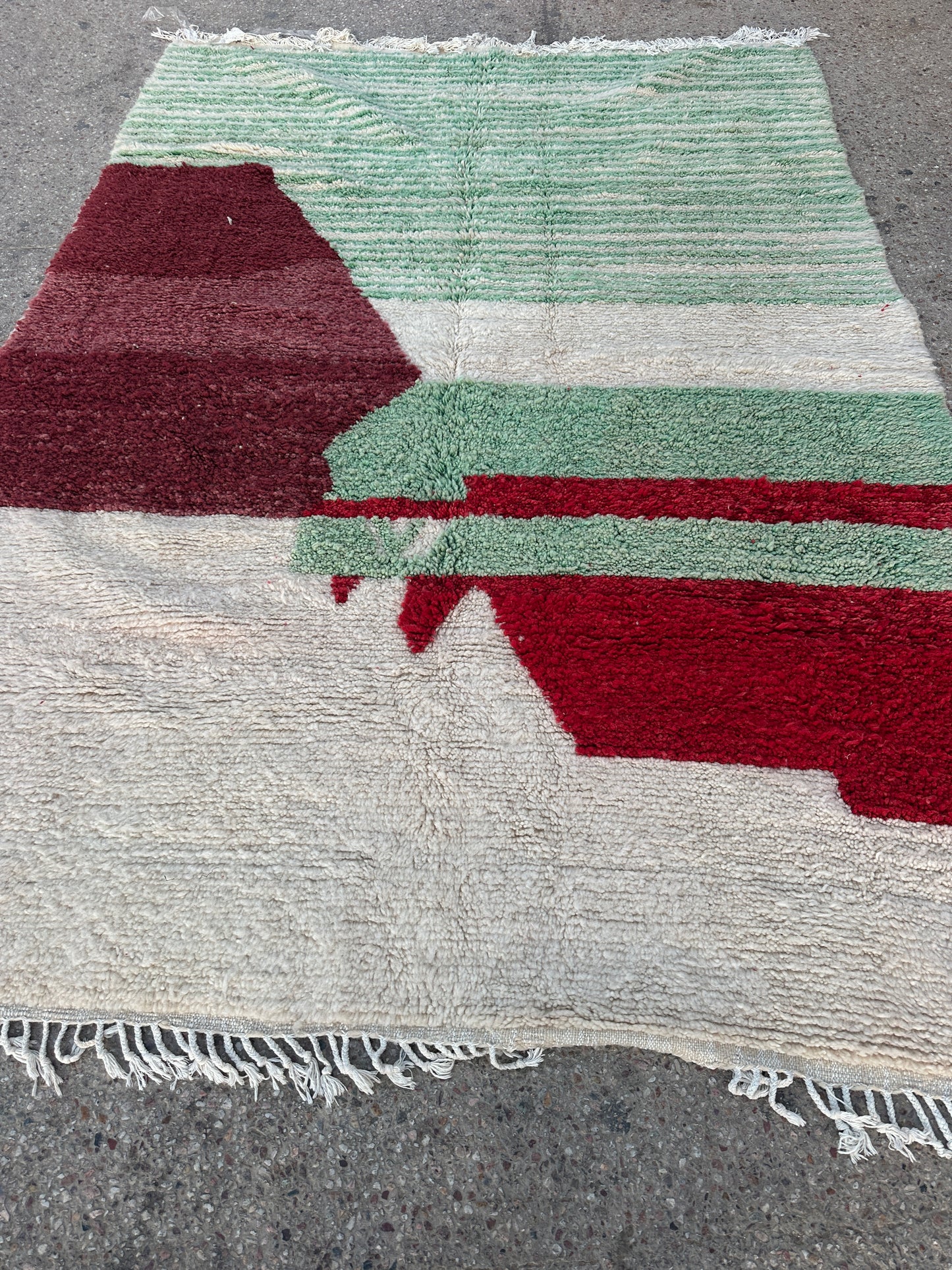 Handmade Azilal Rug, size 300 x 200 cm || 9.84 x 6.56 ft