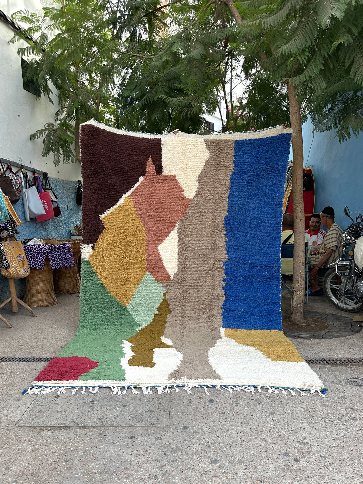 Handmade Azilal Rug, size 300 x 200 cm || 9.84 x 6.56 ft