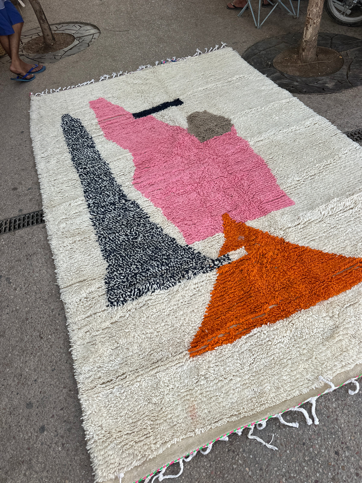 Handmade Azilal Rug, size 300 x 200 cm || 9.84 x 6.56 ft