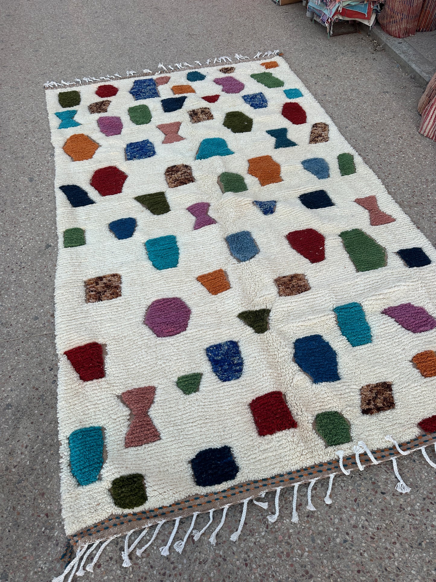 Handmade Beni Ouarain, size 300 x 200 cm || 9.84 x 6.56 ft