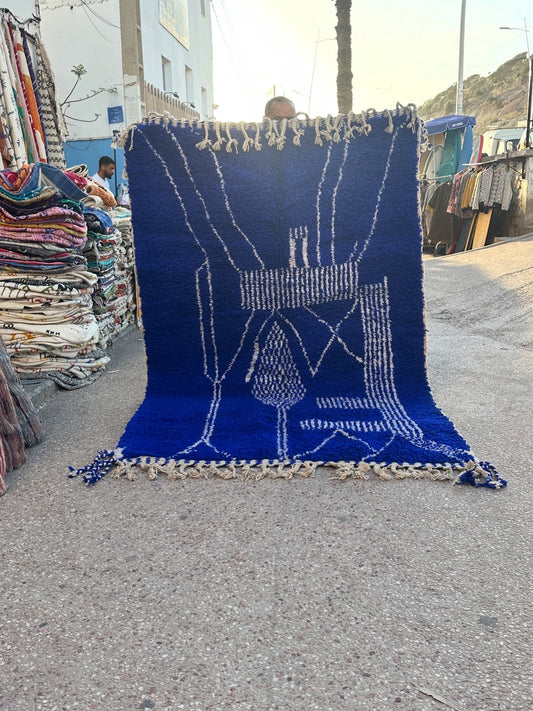 Beni Ouarain Rug size 250 x 150 cm || 8.2 x 4.92 ft