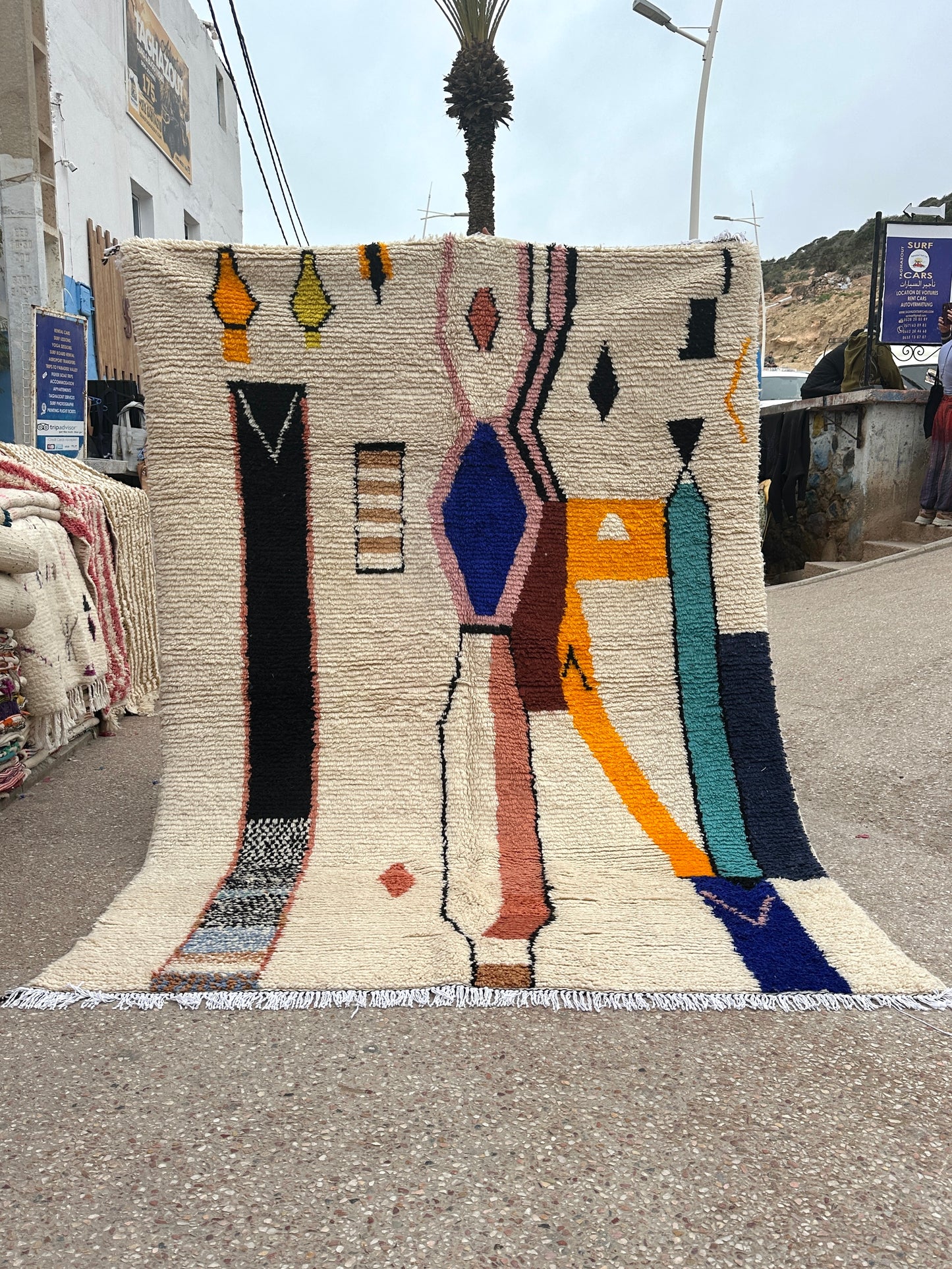 Handmade Azilal Rug, size 300 x 200 cm || 9.84 x 6.56 ft