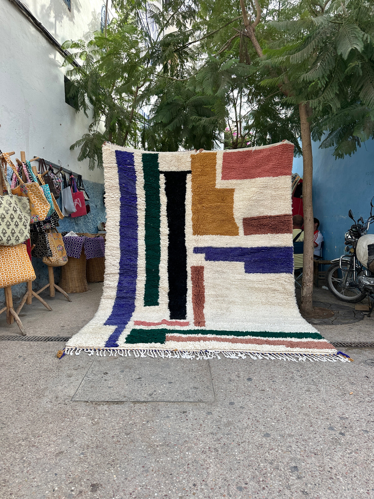 Handmade Azilal Rug, size 300 x 200 cm || 9.84 x 6.56 ft