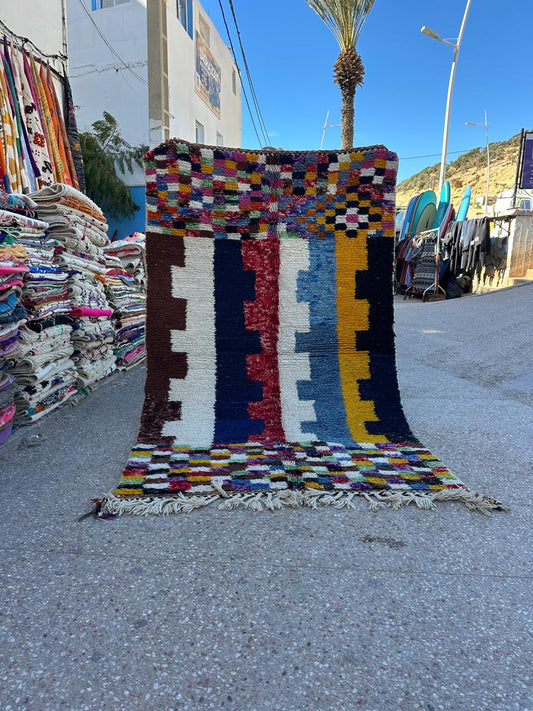 Handmade Beni Ouarain, size 250 x 150 cm || 8.2 x 4.92 ft