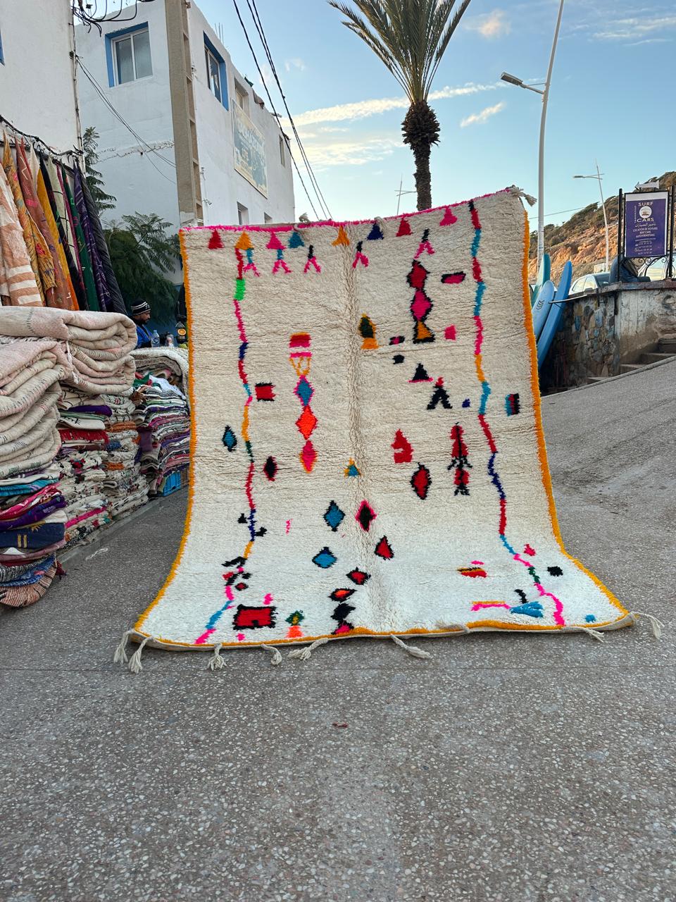 Handmade Azilal Rug, size 300 x 200 cm || 9.84 x 6.56 ft