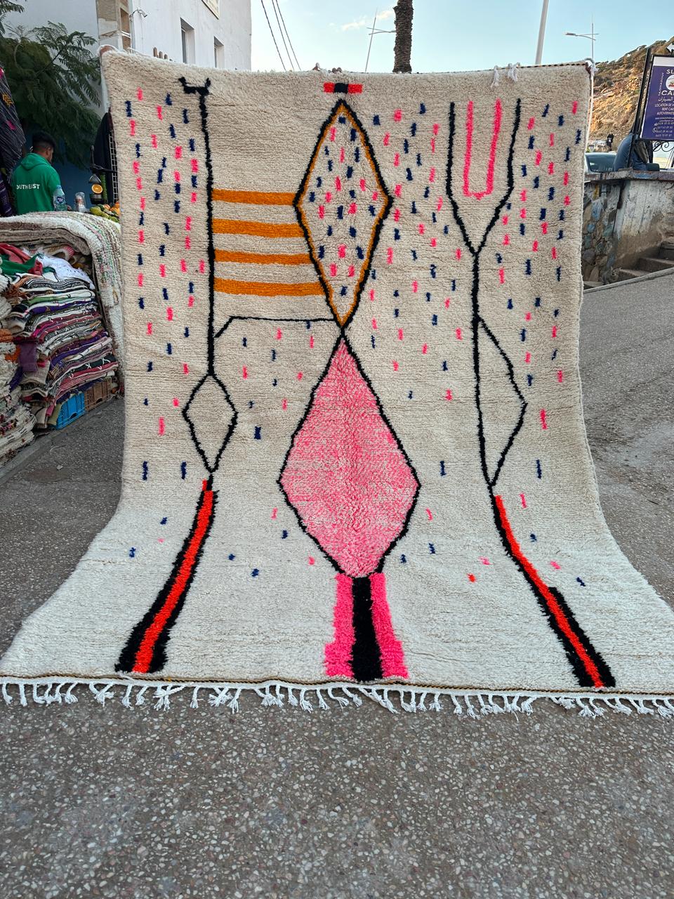 Handmade Azilal Rug, size 300 x 200 cm || 9.84 x 6.56 ft