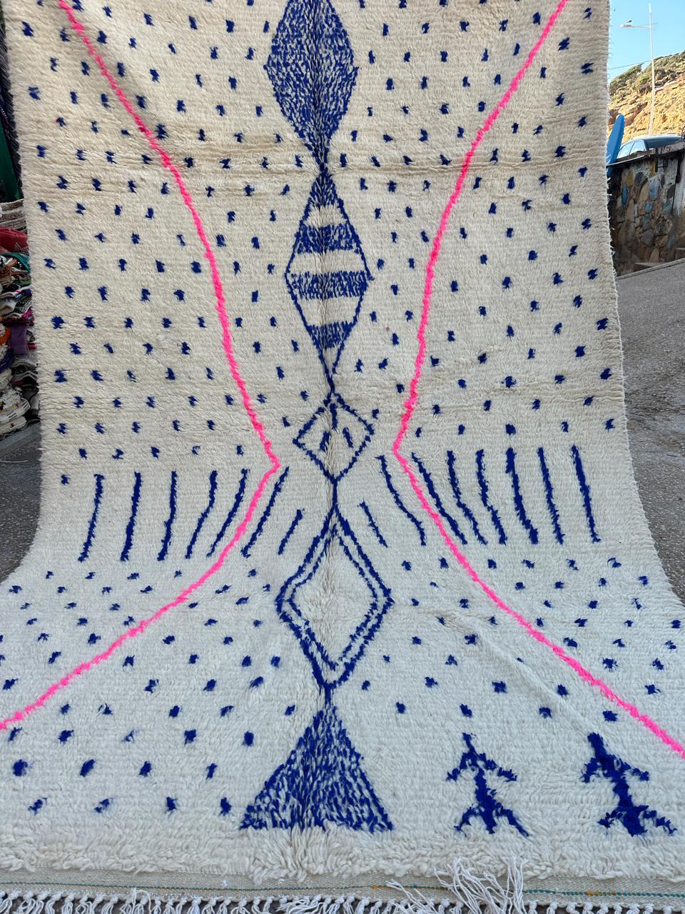 Handmade Azilal Rug, size 300 x 200 cm || 9.84 x 6.56 ft