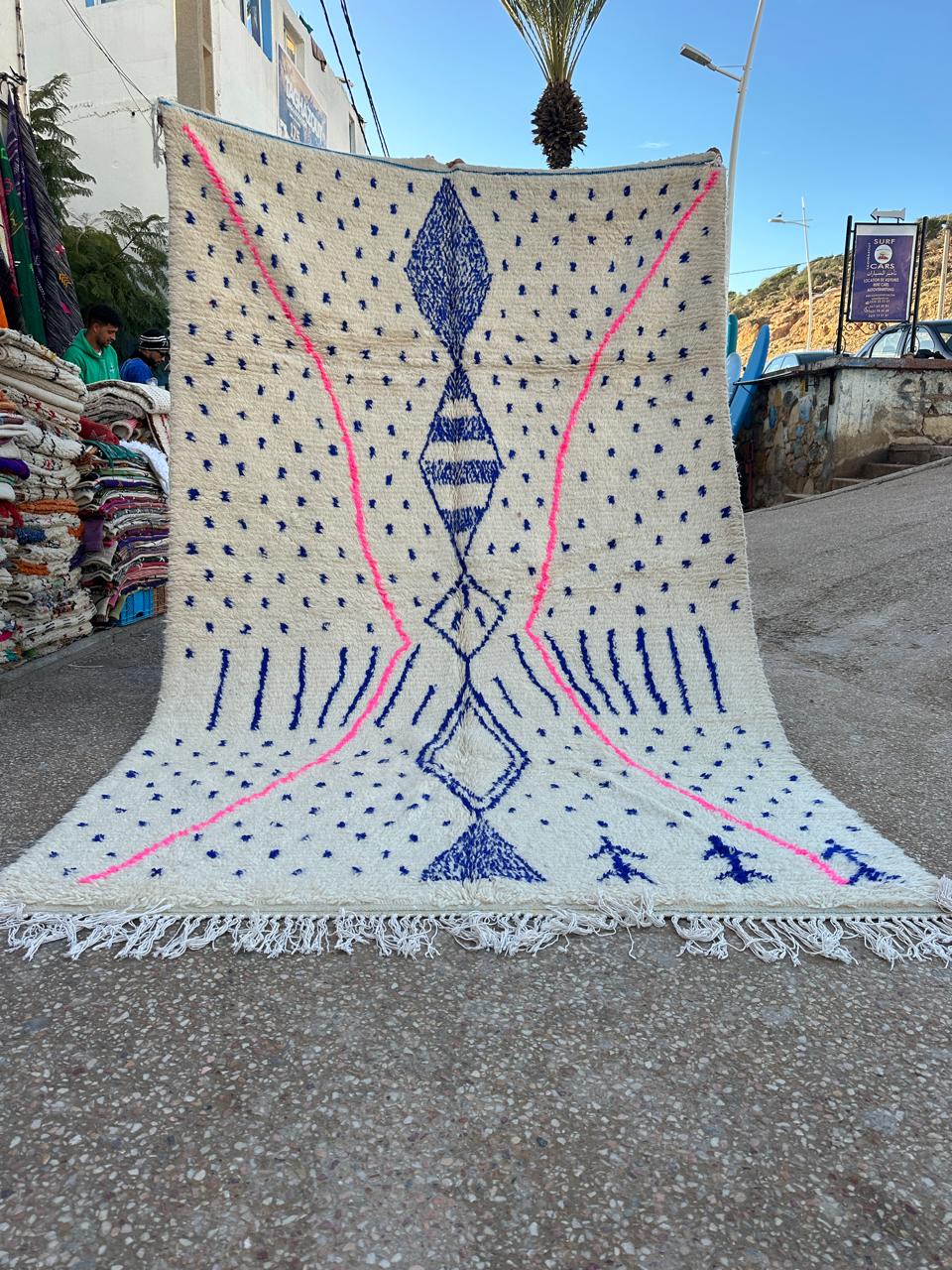 Handmade Azilal Rug, size 300 x 200 cm || 9.84 x 6.56 ft