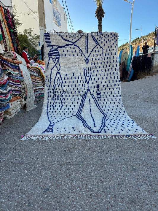 Handmade Azilal Rug, size 250 x 150 cm || 8.2 x 4.92 ft