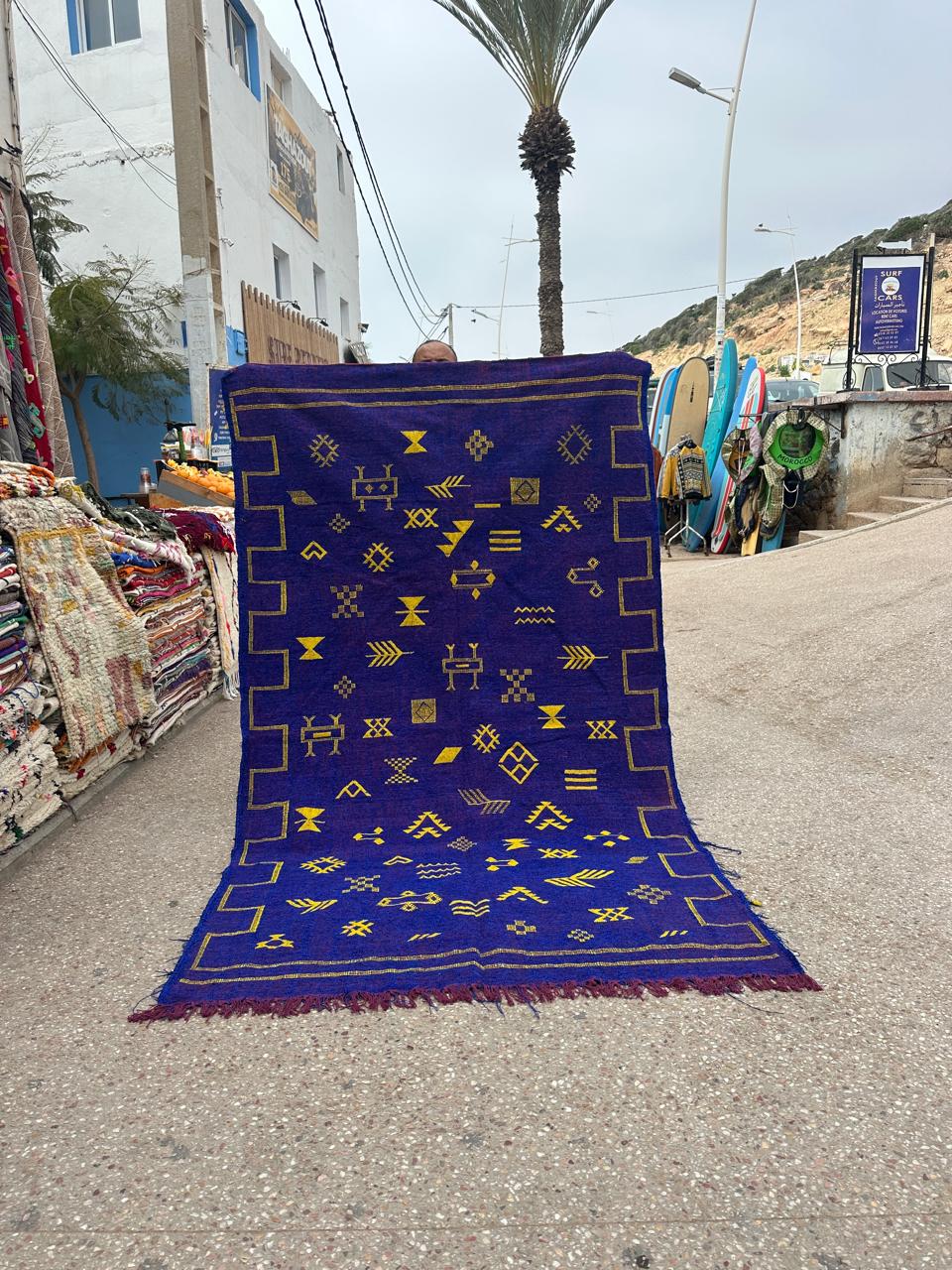 Kelim Handmade silk Rug, size 250 x 150 cm || 8.2 x 4.92 ft